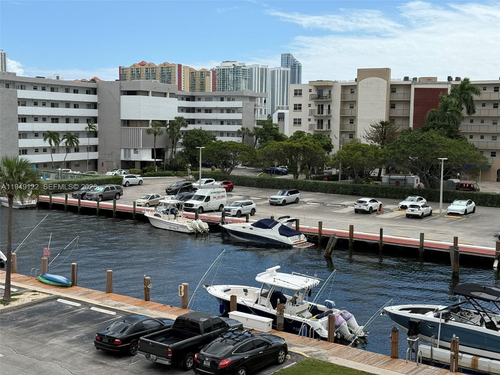 WATERWAY ISLES CONDO · #412 in North Miami Beach - Photo 16