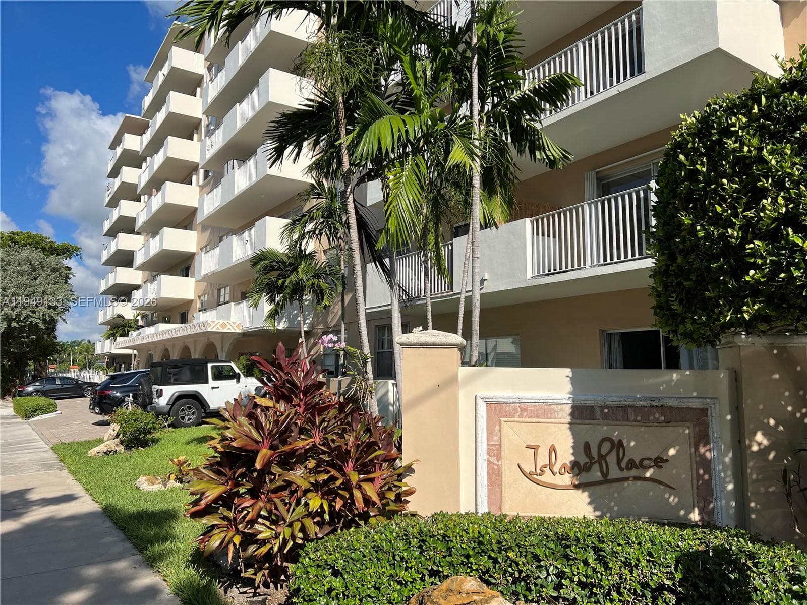 ISLAND PLACE AT NORTH BAY · #4P in North Bay Village - Photo 1