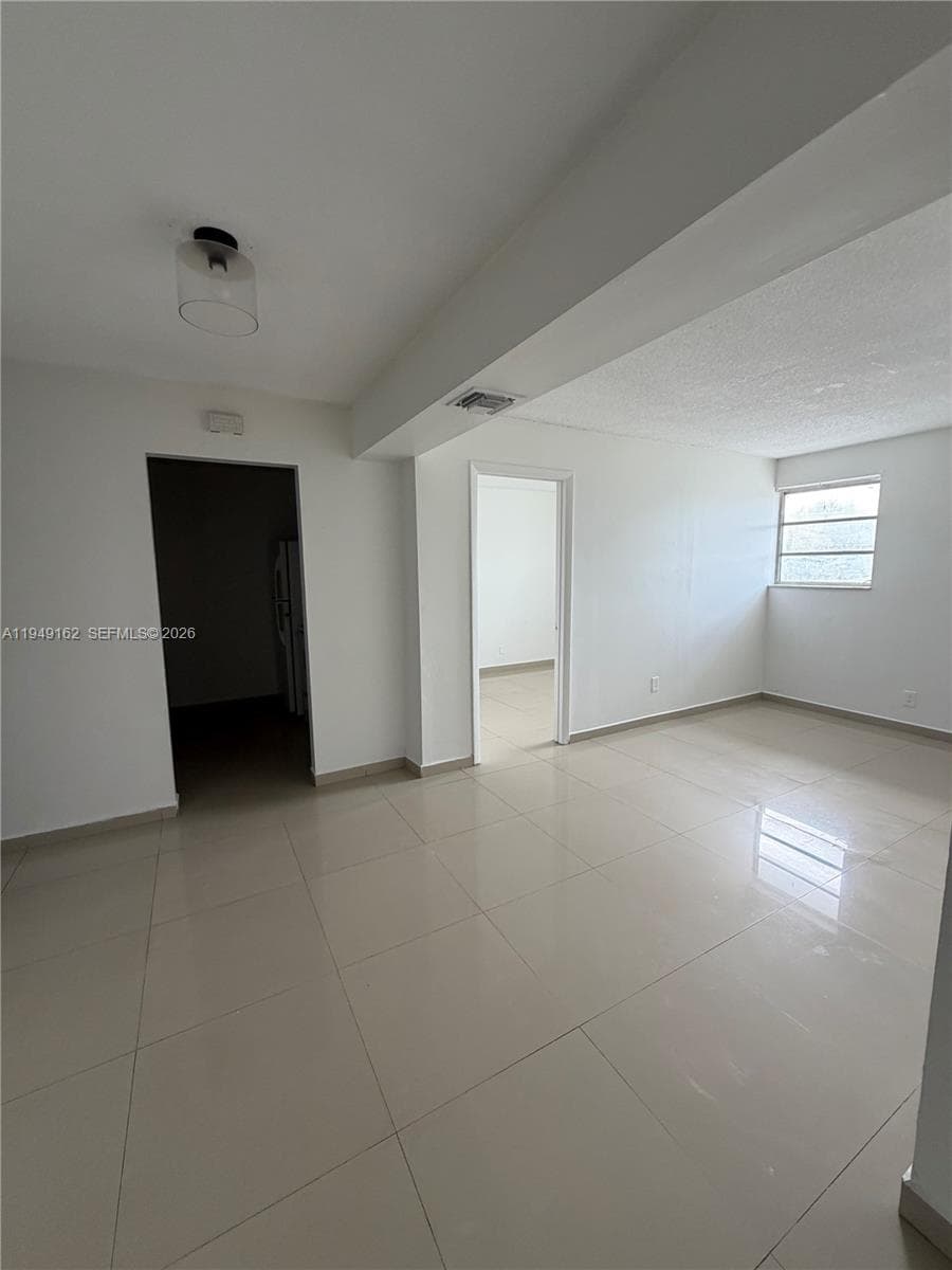 MOFFITTS SUB · #208 in Hallandale Beach - Photo 7
