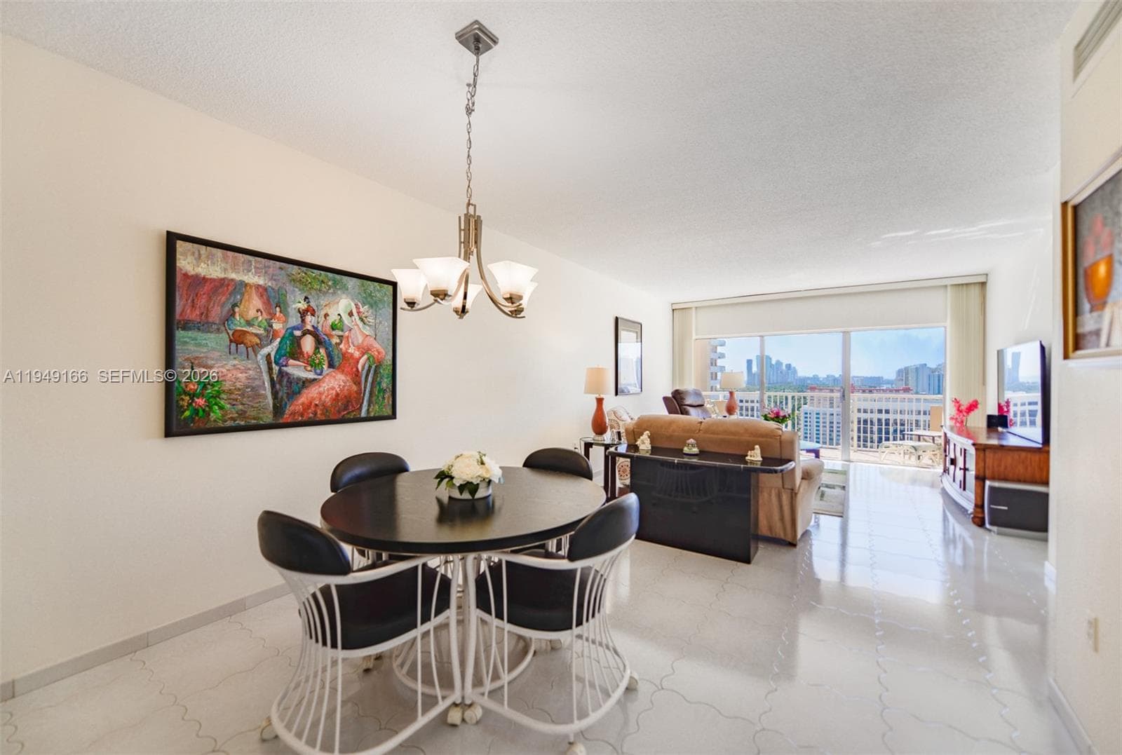 HEMISPHERES CONDO · #18K in Hallandale Beach - Photo 2
