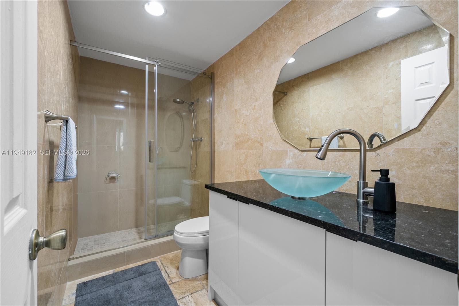 OCEANVIEW BUILDING B COND · #901 in Sunny Isles Beach - Photo 11