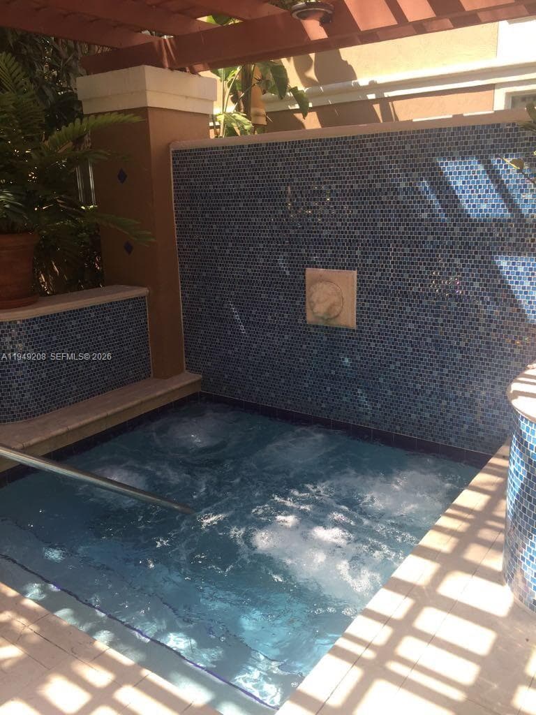 jacuzzi