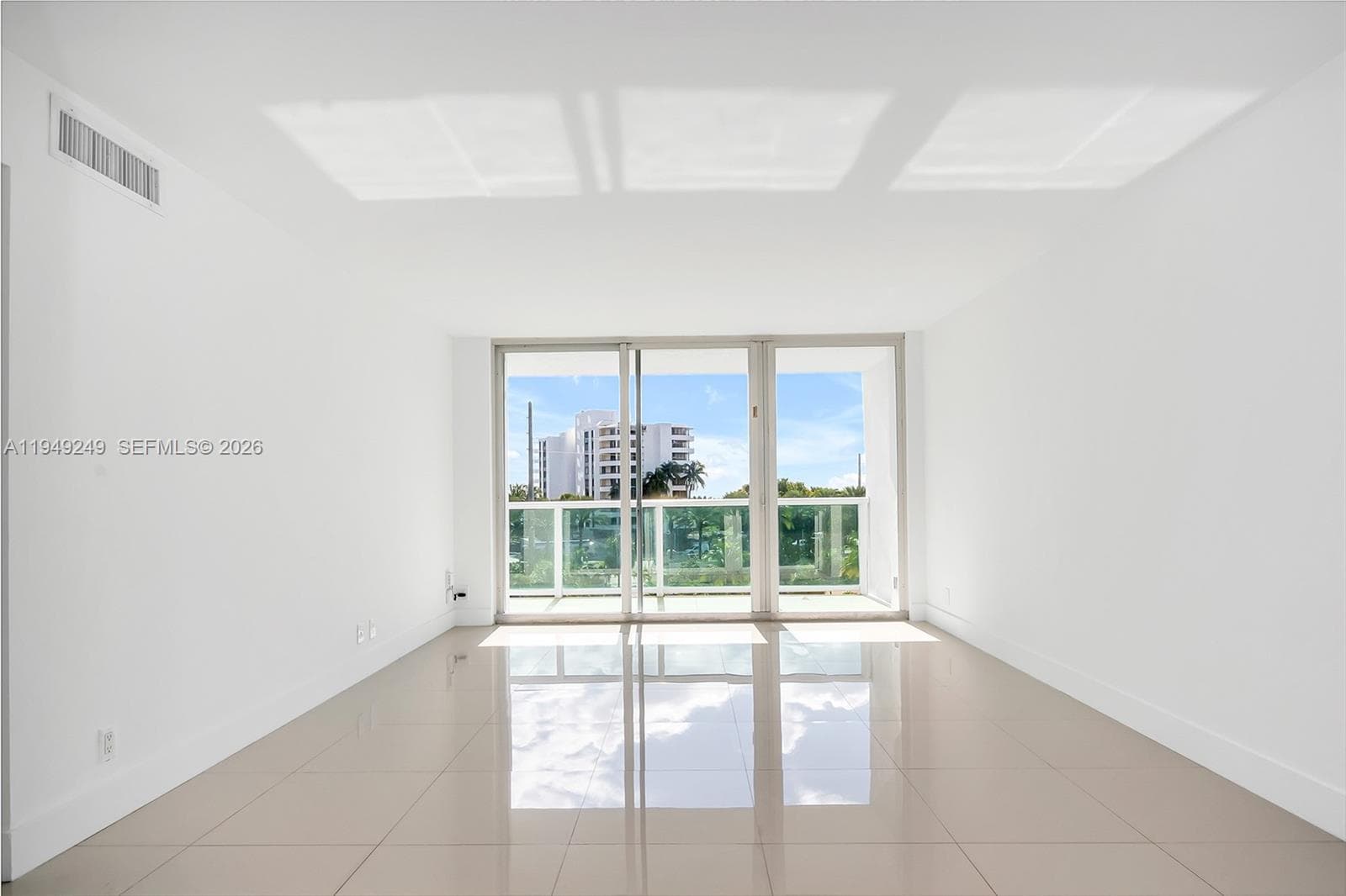 Arlen House East · #408 in Sunny Isles Beach - Photo 6