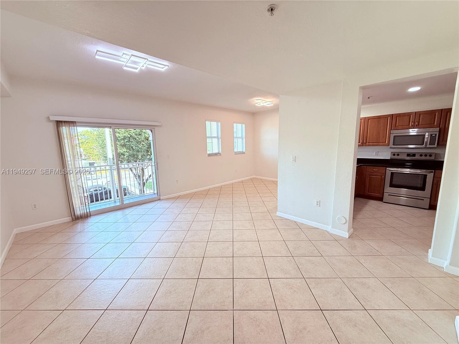 PROMENADE SHORES AT DORAL · #207 in Doral - Photo 3