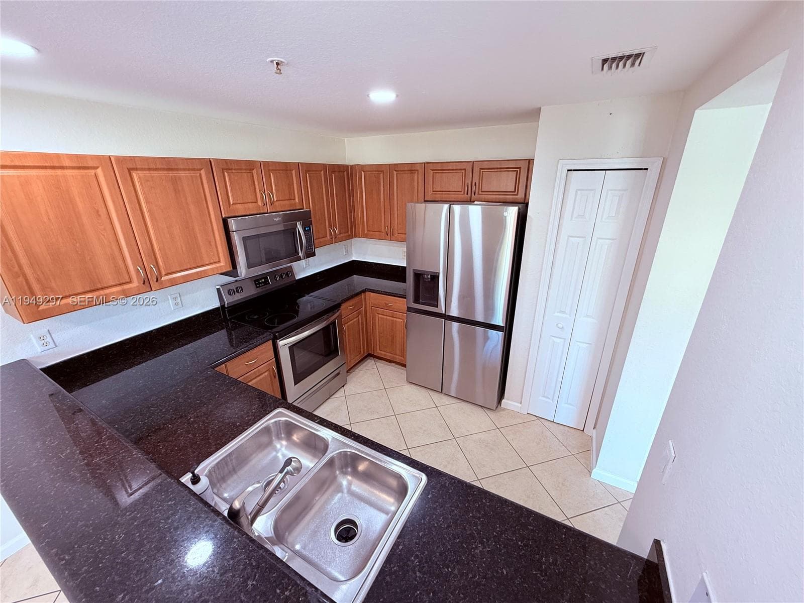 PROMENADE SHORES AT DORAL · #207 in Doral - Photo 8