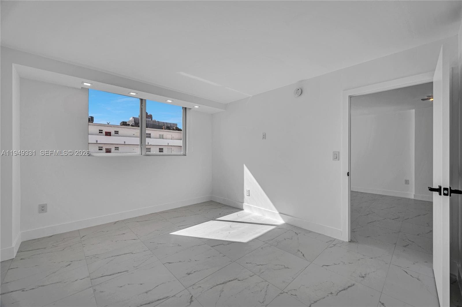 OCEAN POINT CONDO · #508 in Miami Beach - Photo 23