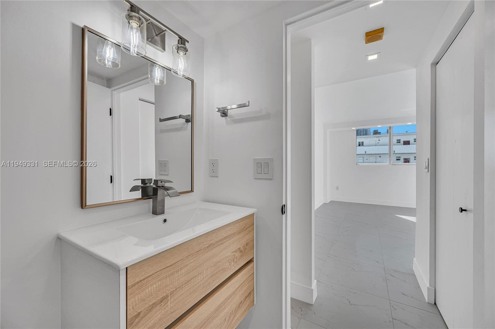 OCEAN POINT CONDO · #508 in Miami Beach - Photo 27