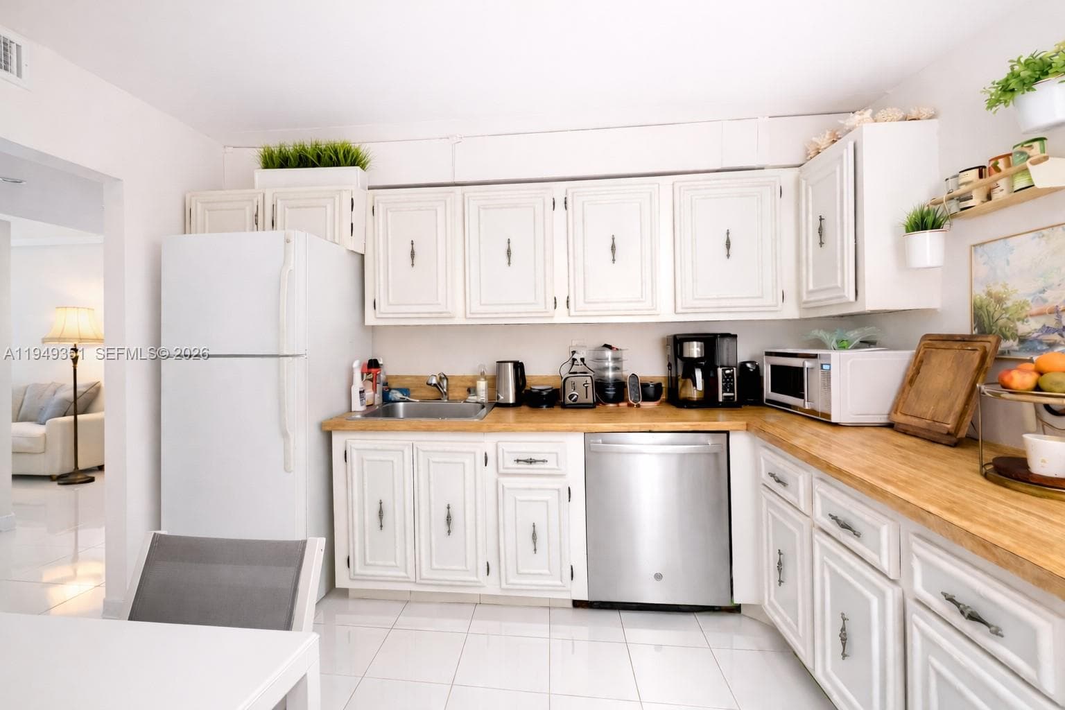 OCEANVIEW PARK CONDO · #928 in Hallandale Beach - Photo 15