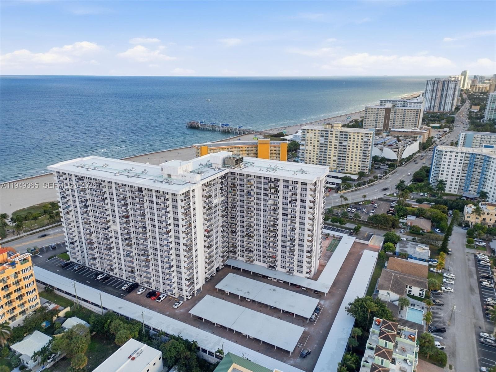 Parliament House · #1528 in Pompano Beach - Photo 3