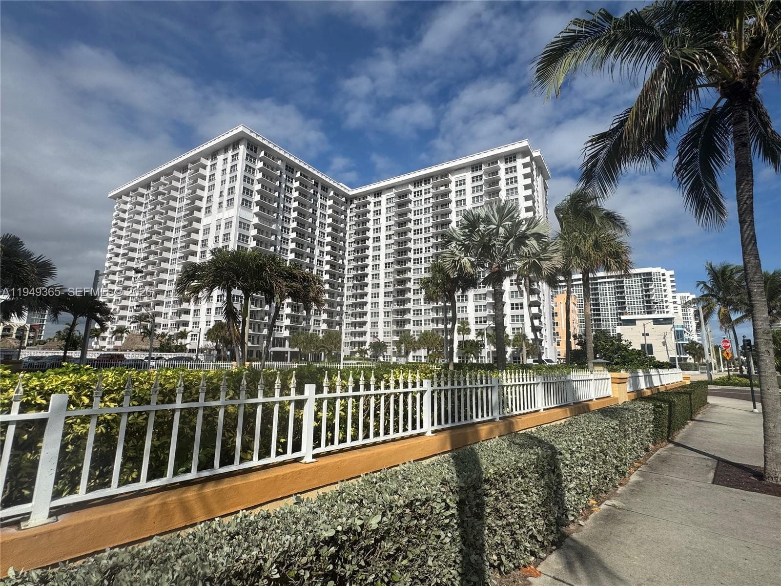 Parliament House · #1528 in Pompano Beach - Photo 4