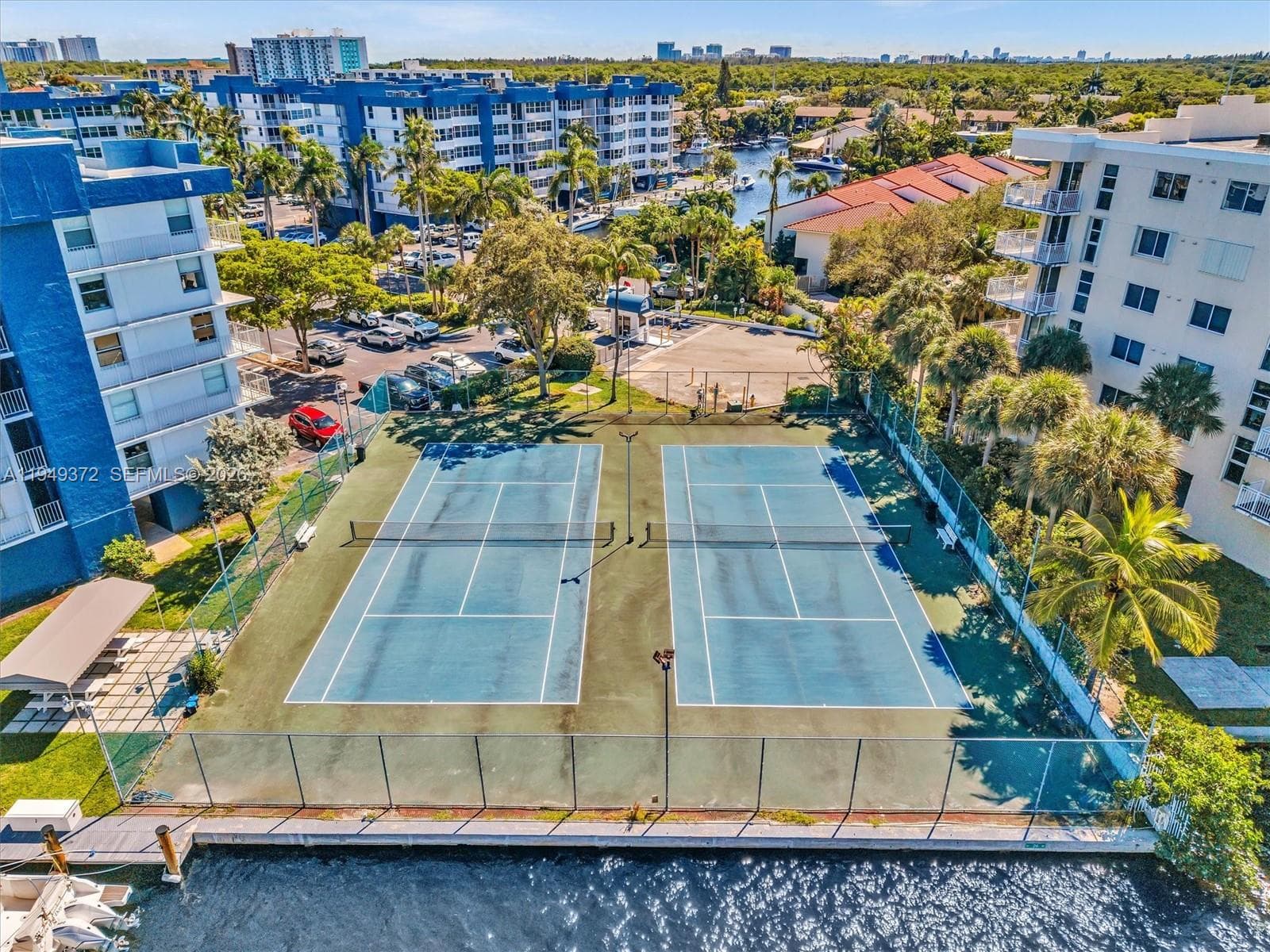 REEF WEST CONDO · #4E in North Miami Beach - Photo 32