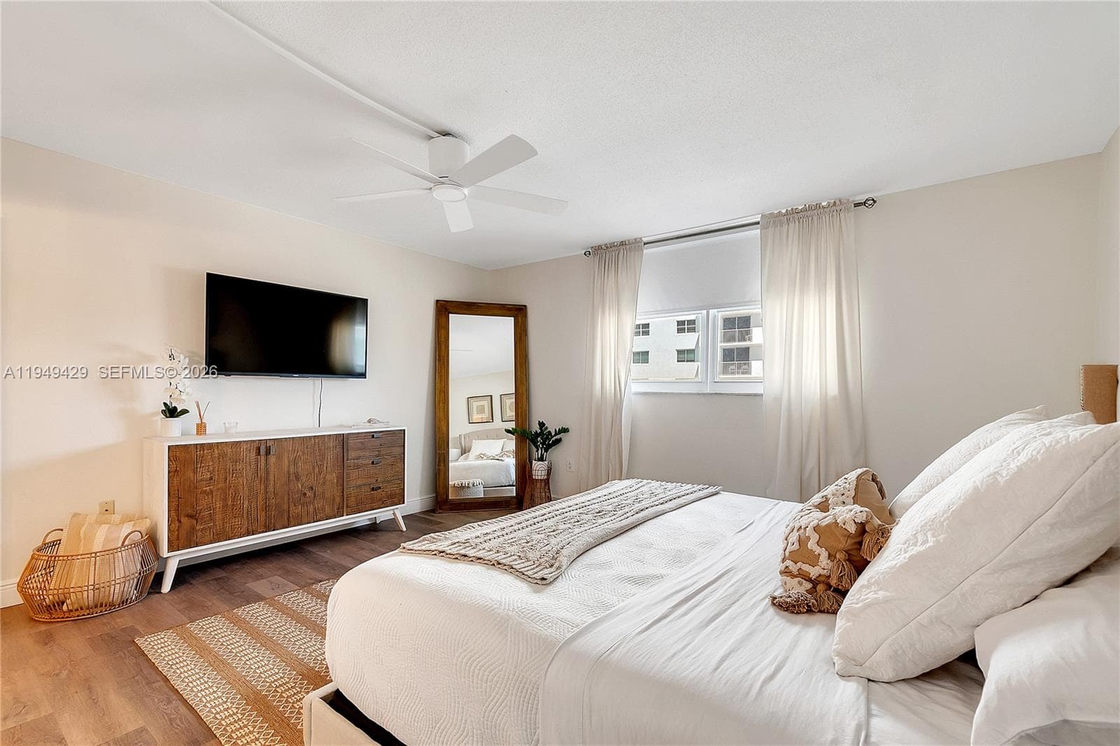 Wellington Towers · #202 in Hollywood - Photo 27