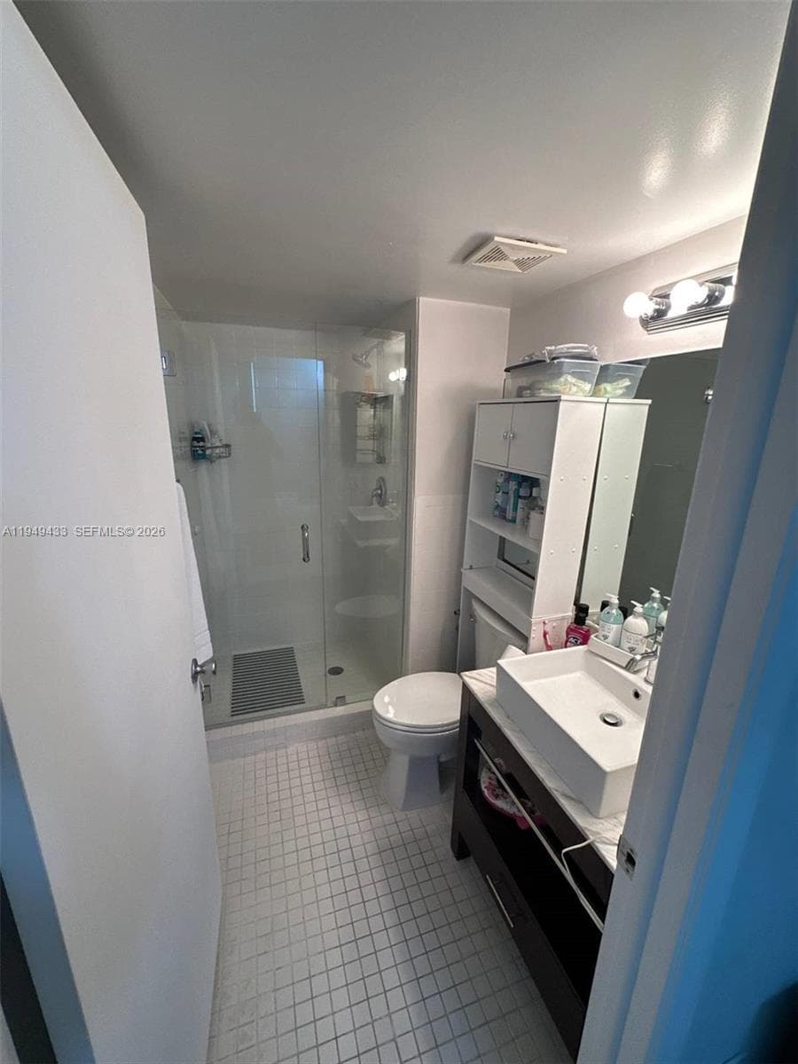 LA RIVE GAUCHE CONDO · #705 in Miami Beach - Photo 3