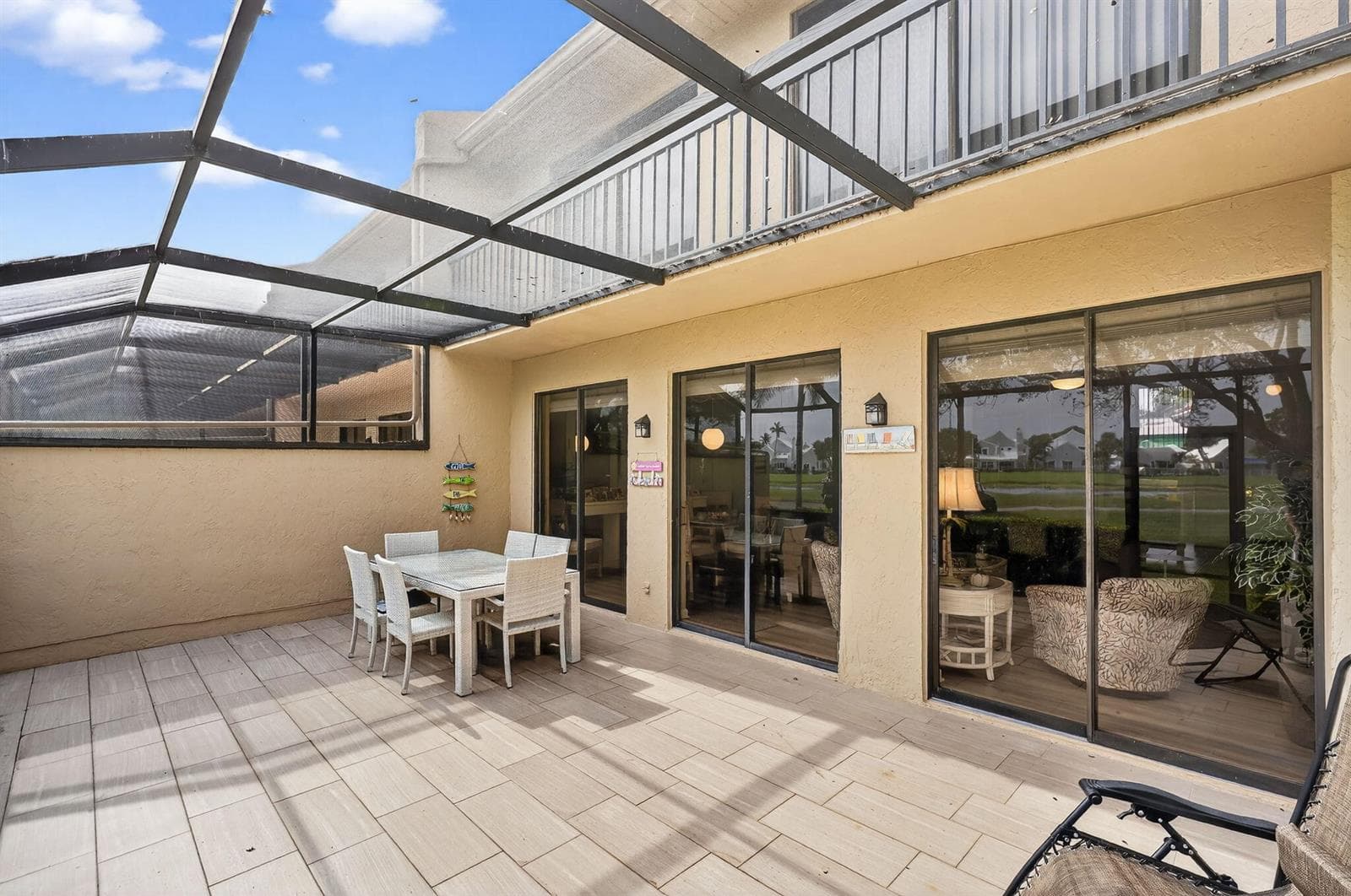 Patio screened