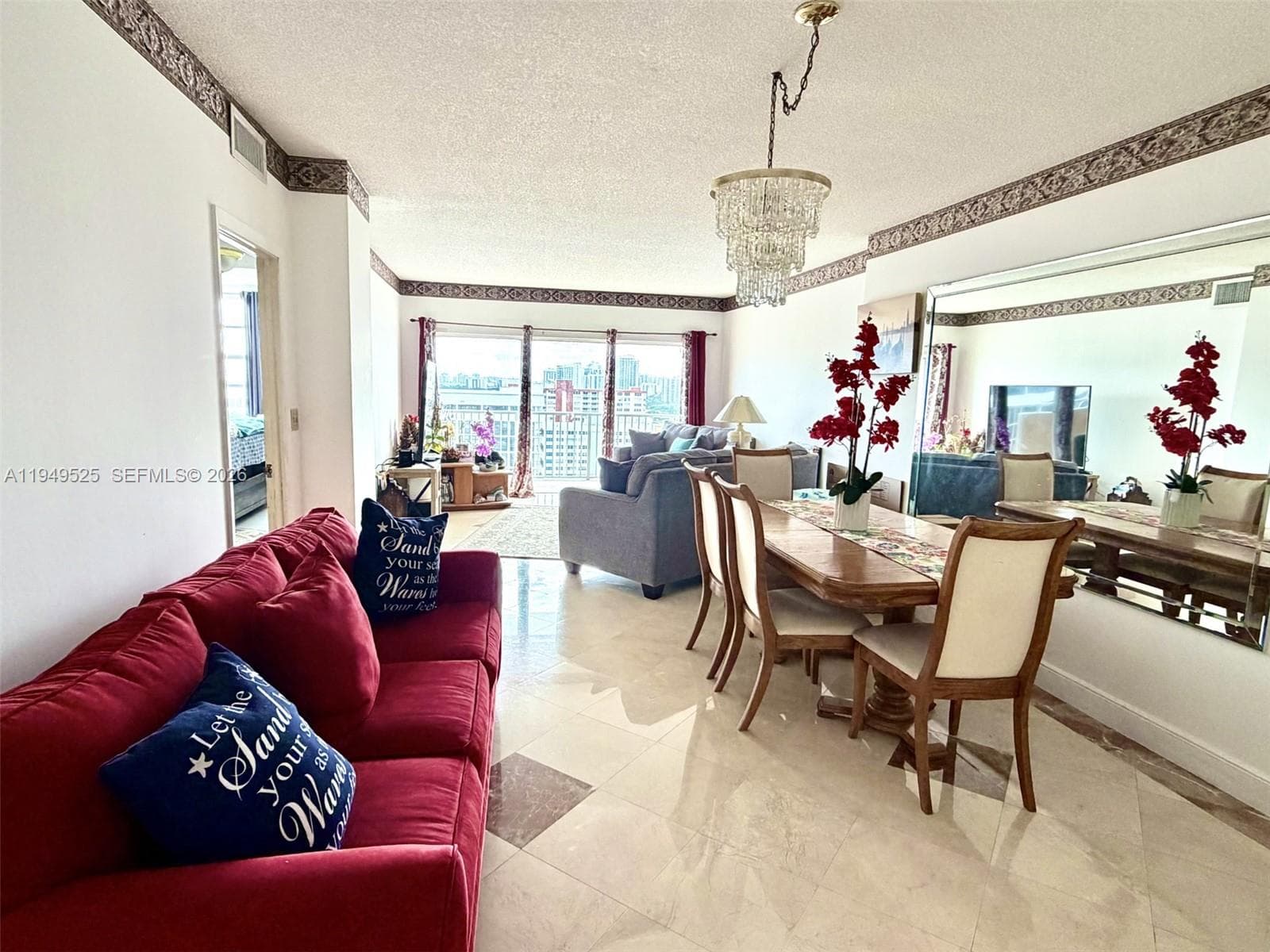 HEMISPHERES · #16C in Hallandale Beach - Photo 4