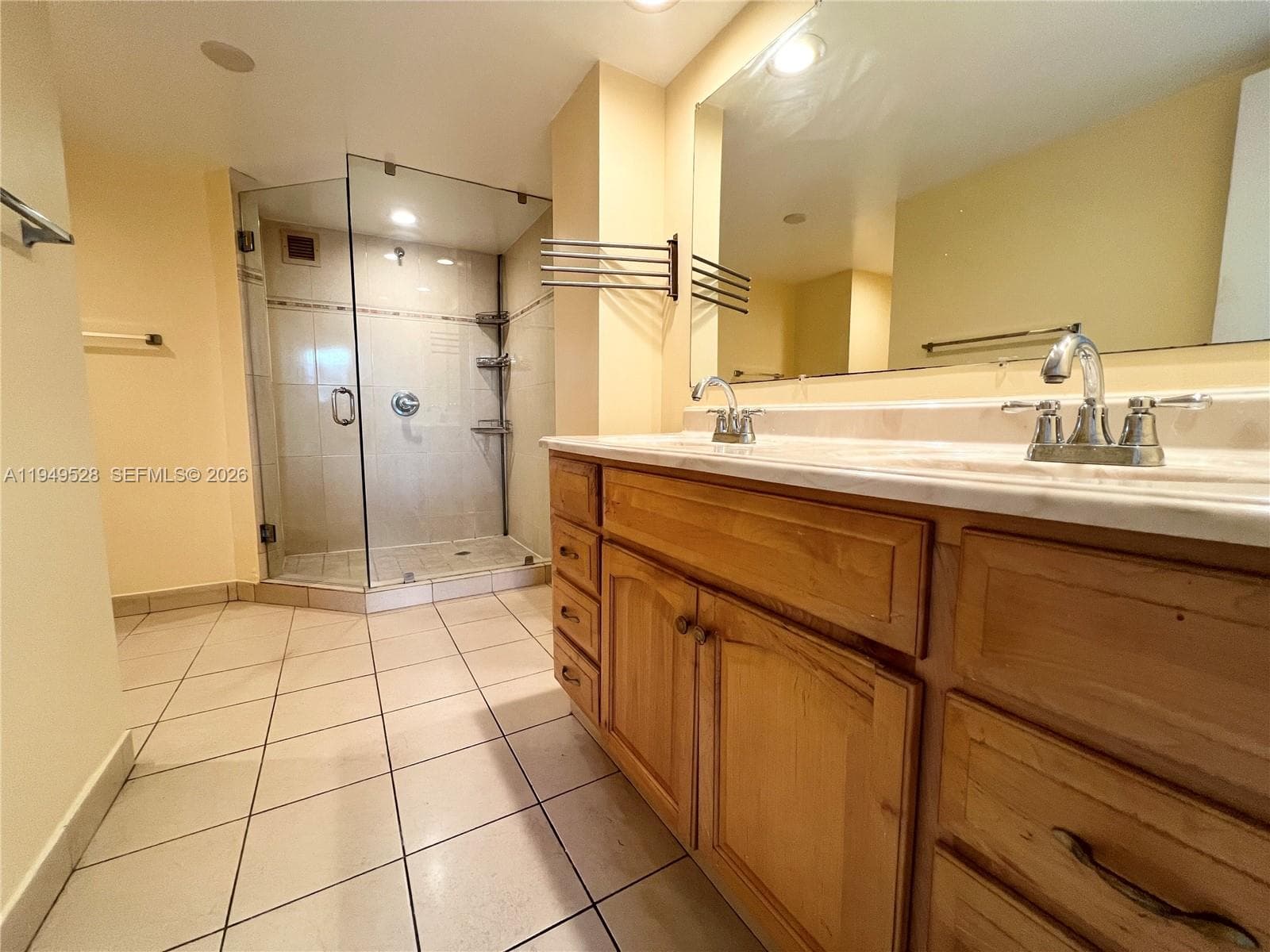 PLaza Tower North · #1109 in Hallandale Beach - Photo 13