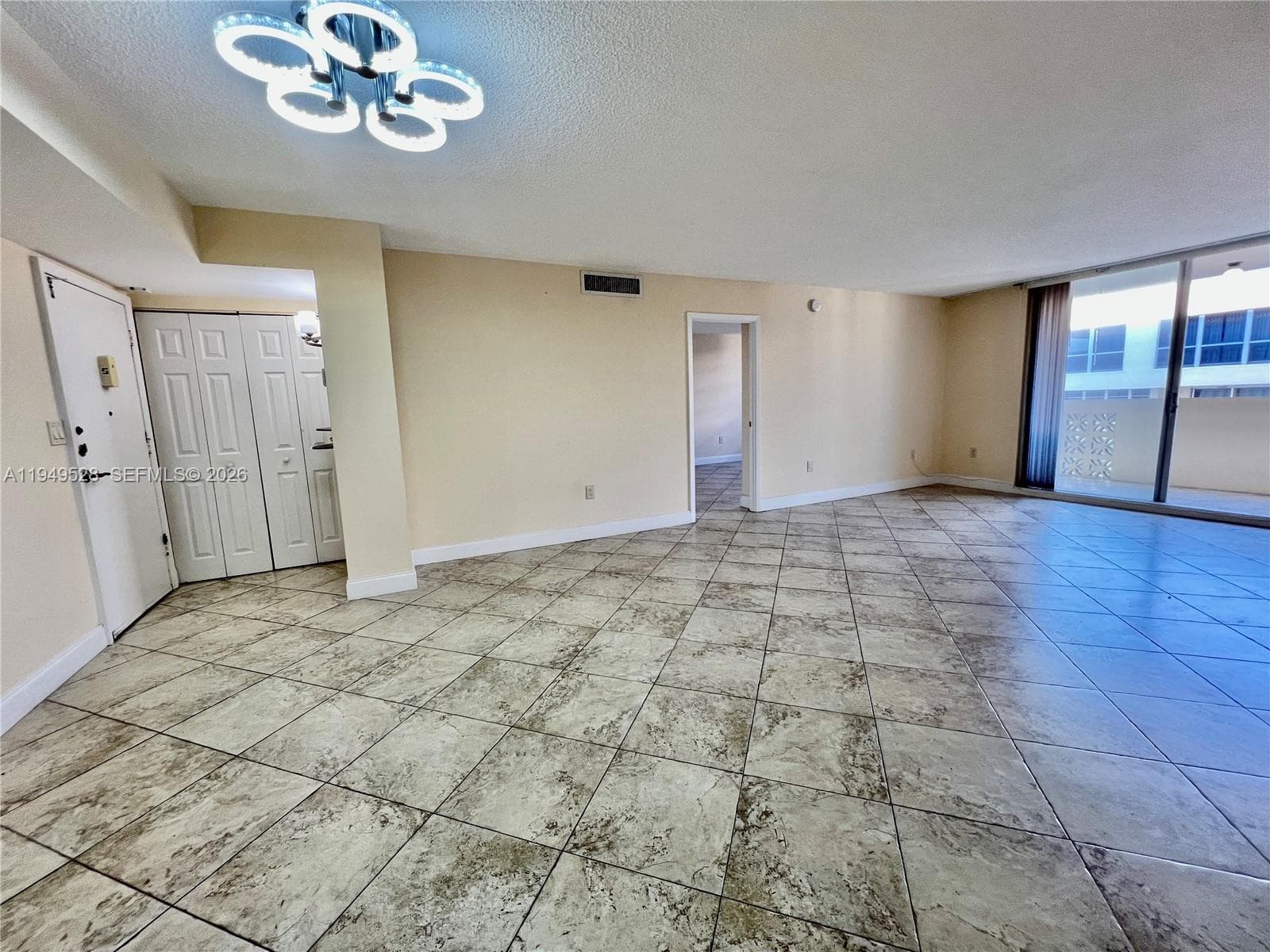 PLaza Tower North · #1109 in Hallandale Beach - Photo 5