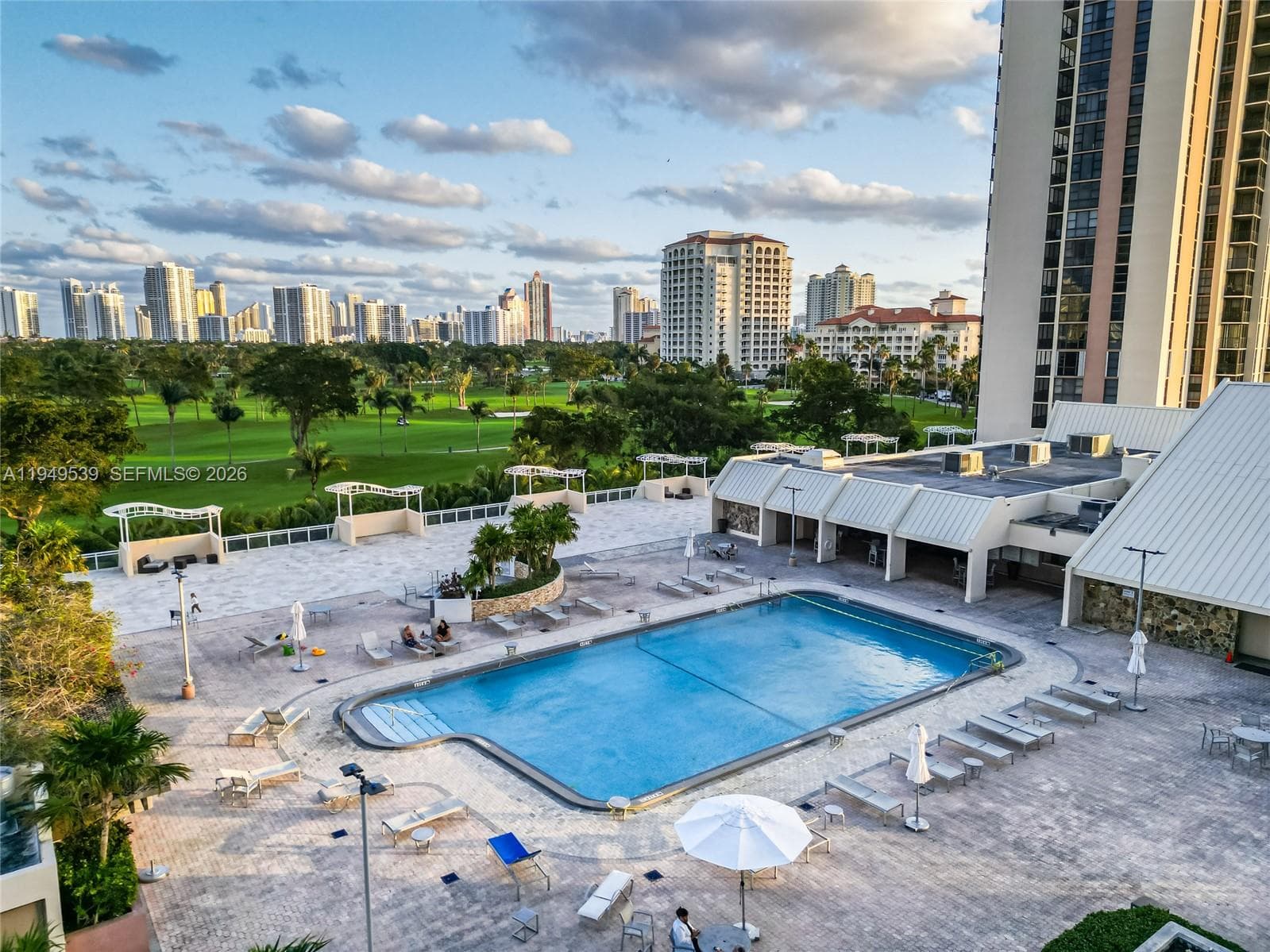 CORONADO · #1623 in Aventura - Photo 10
