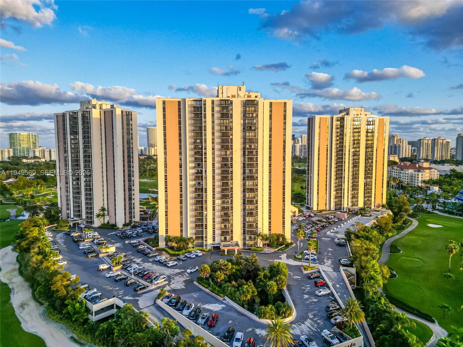 CORONADO · #1623 in Aventura - Photo 11