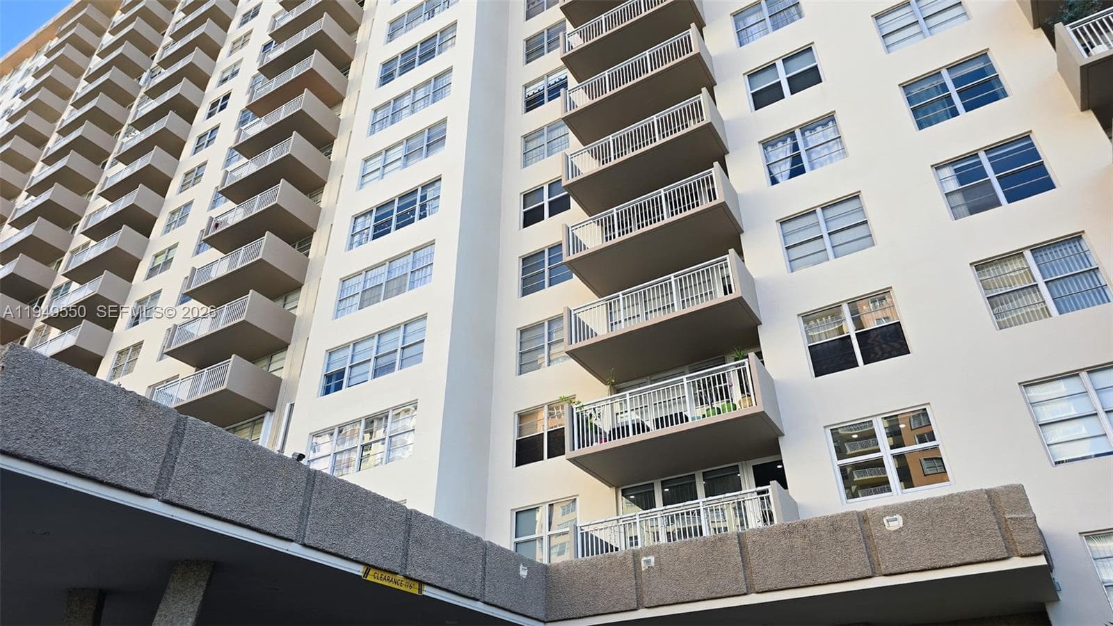 WINSTON TOWERS 100 CONDO · #203 in Sunny Isles Beach - Photo 16