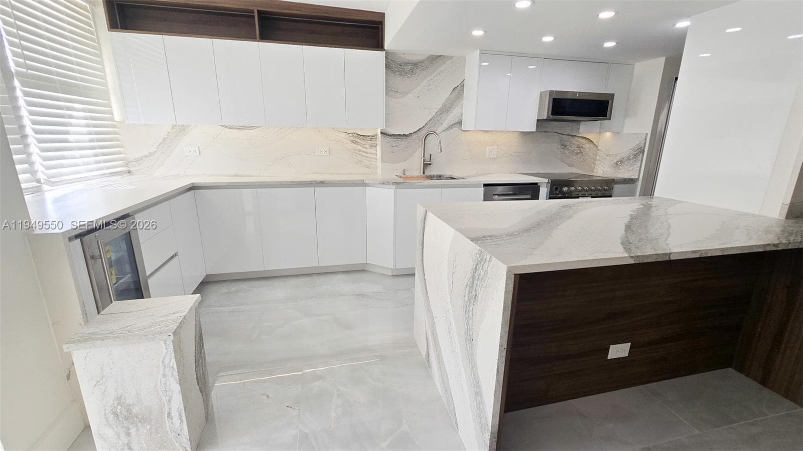 WINSTON TOWERS 100 CONDO · #203 in Sunny Isles Beach - Photo 3