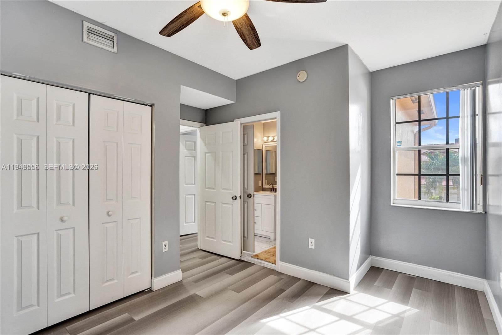 4183 Crystal Lake Dr photo 32