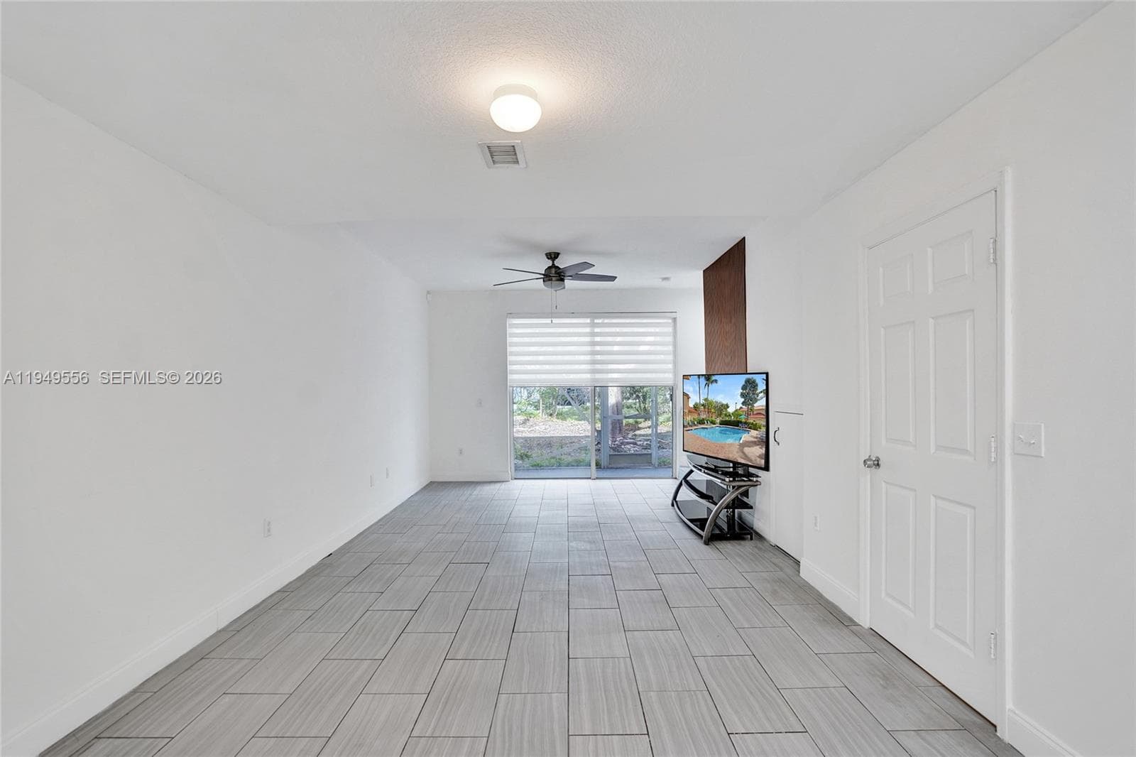 4183 Crystal Lake Dr photo 14