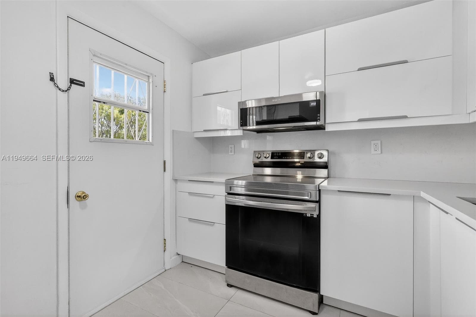 ROLLING GREEN CONDO · #C212 in Miami - Photo 9