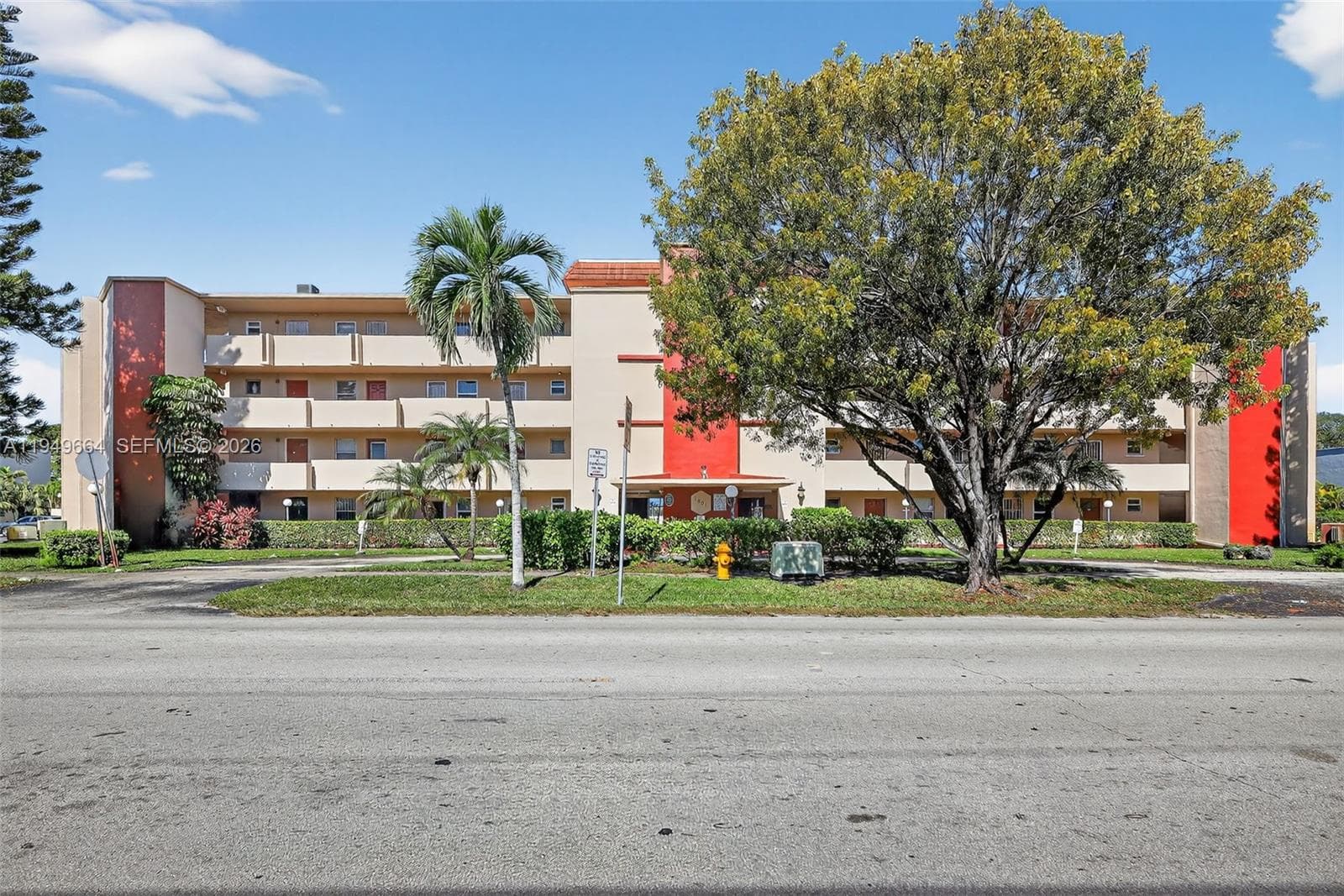 ROLLING GREEN CONDO · #C212 in Miami - Photo 30