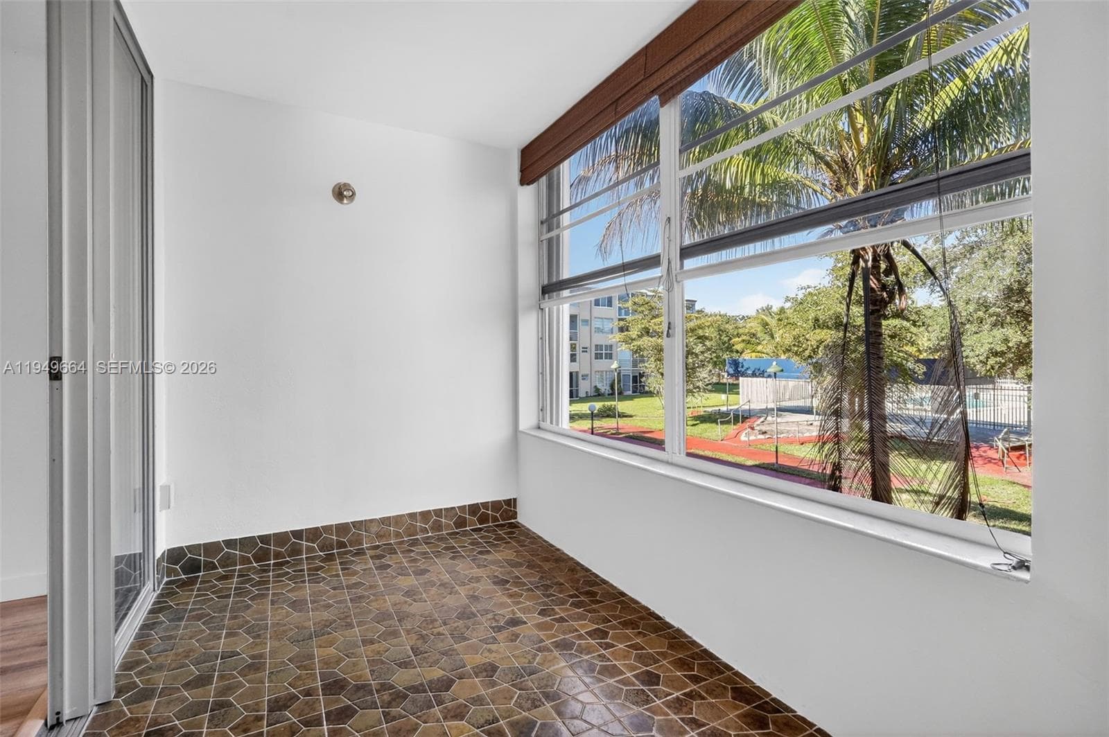 ROLLING GREEN CONDO · #C212 in Miami - Photo 15