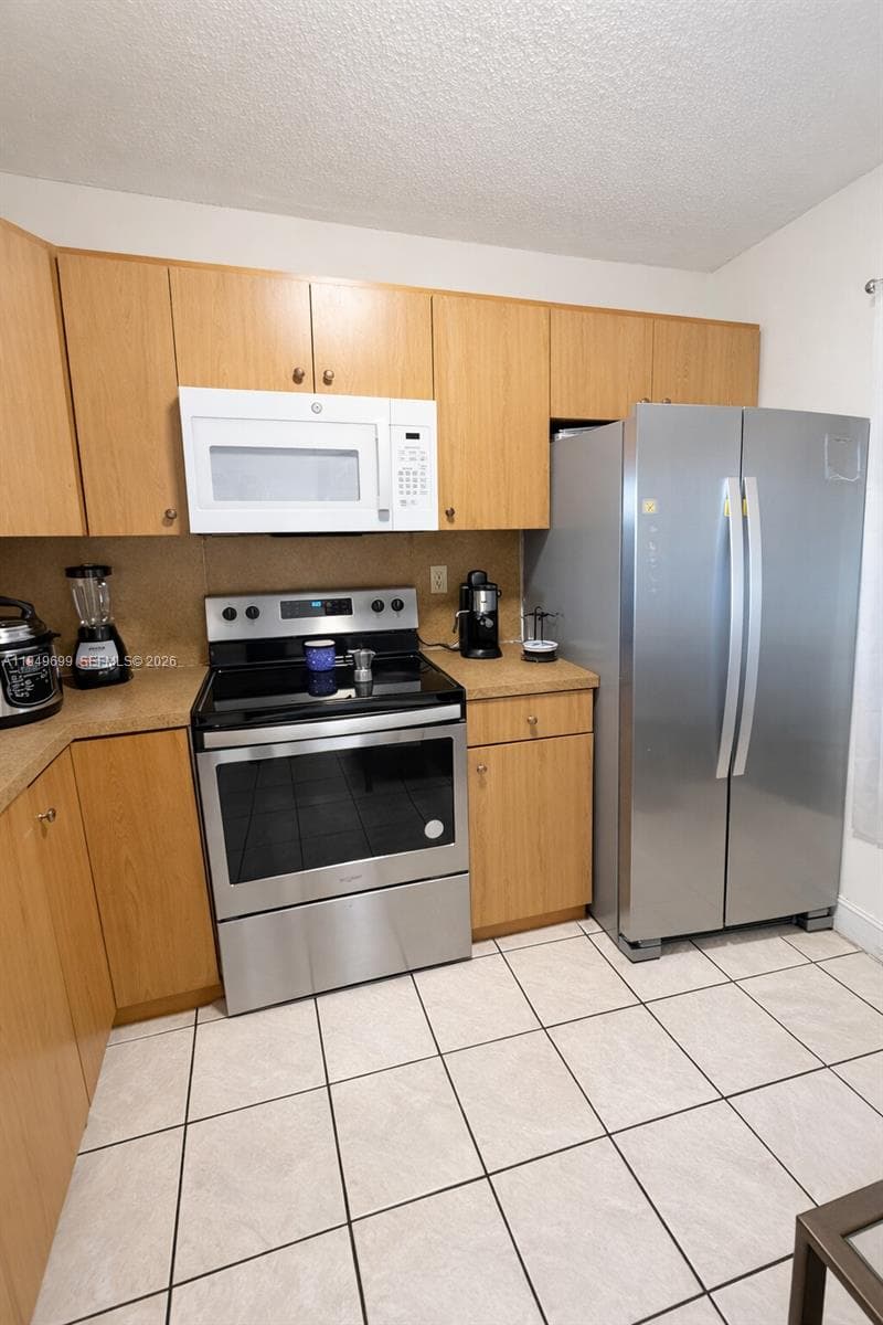 POINT SOUTH CONDO · #315 in Miami - Photo 5