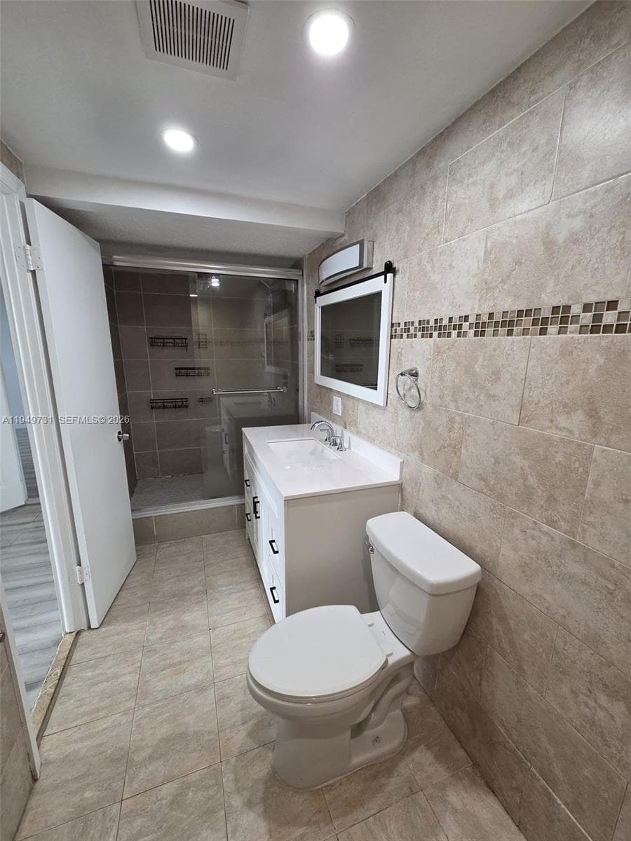 ISLAND SHORES CONDO · #405 in North Miami Beach - Photo 13