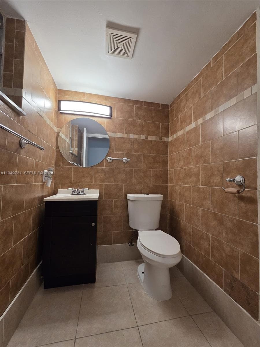 ISLAND SHORES CONDO · #405 in North Miami Beach - Photo 14