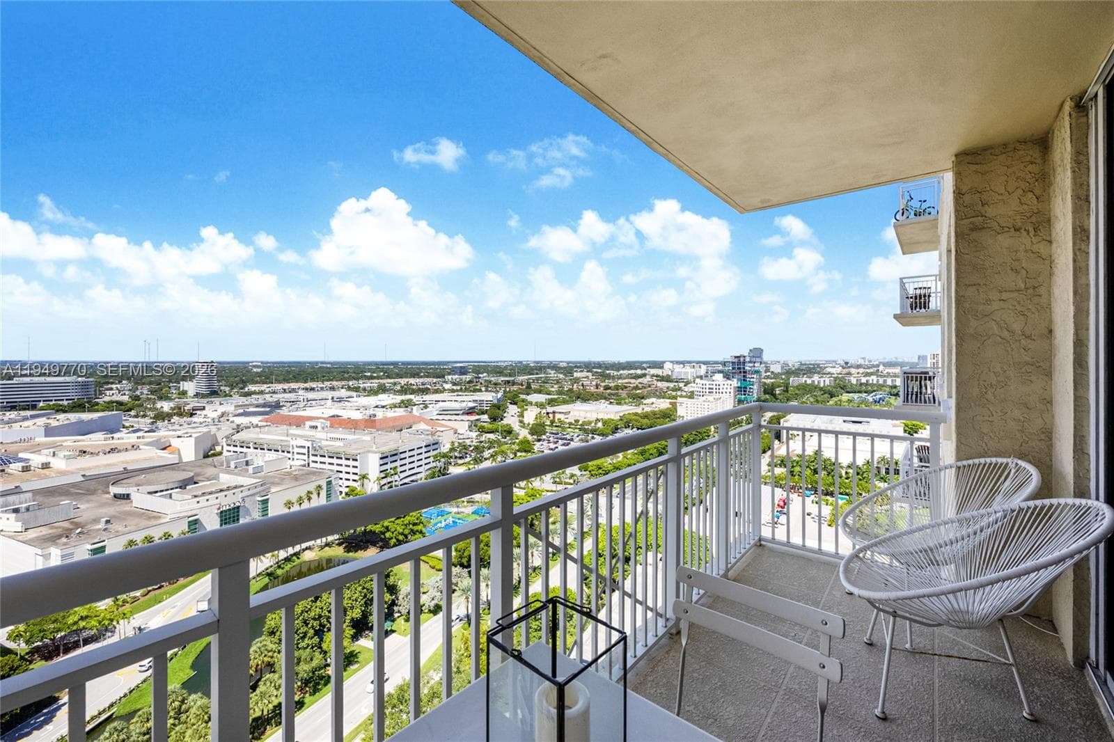 TURNBERRY ON THE GREEN CO · #2412 in Aventura - Photo 2