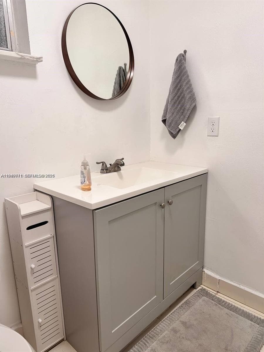 MEADOWBROOK TOWERS · #106 in Hallandale Beach - Photo 12