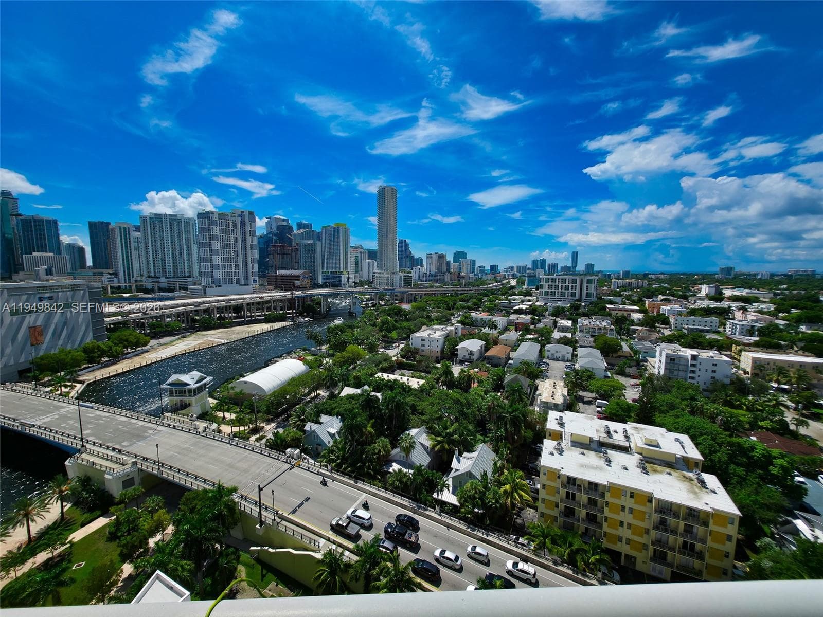 NEO CONDO · #1704 in Miami - Photo 42