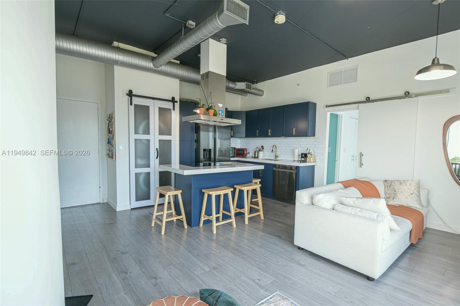 NEO CONDO · #1704 in Miami - Photo 12