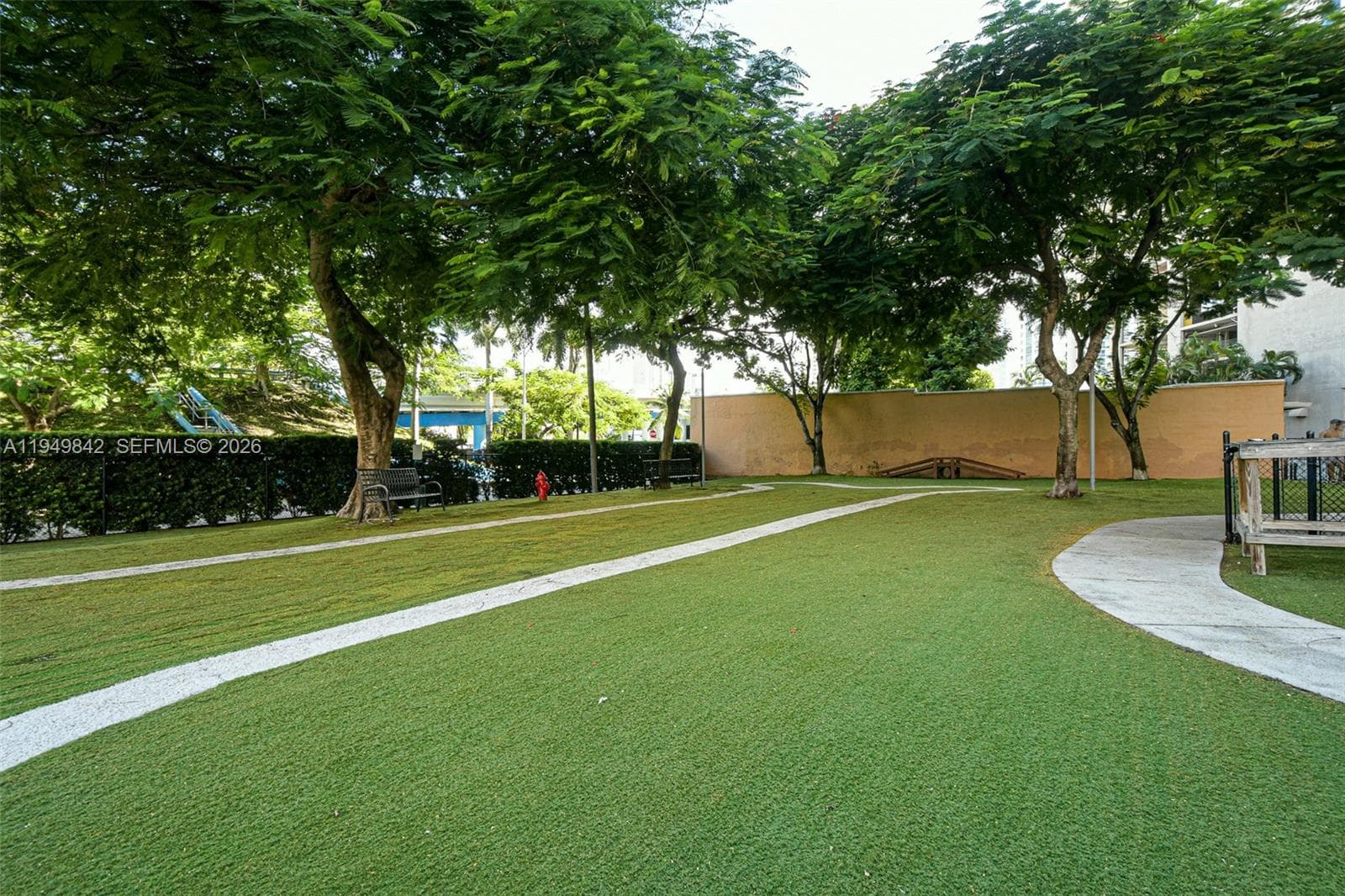 NEO CONDO · #1704 in Miami - Photo 34