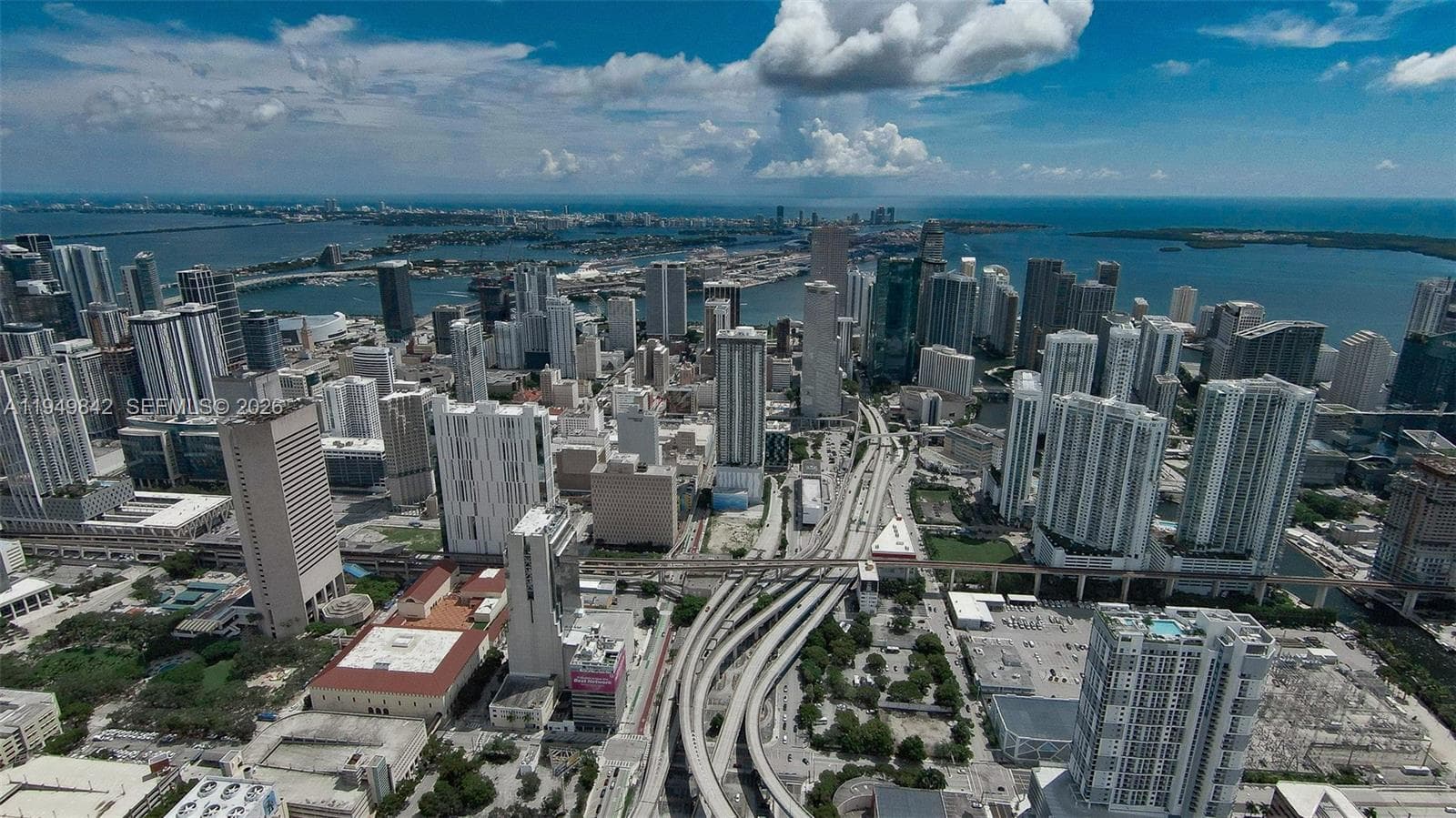 NEO CONDO · #1704 in Miami - Photo 41