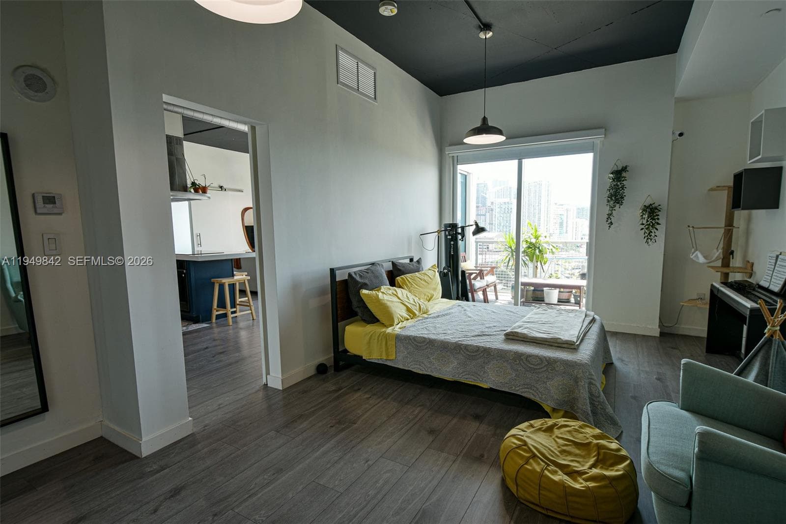 NEO CONDO · #1704 in Miami - Photo 25