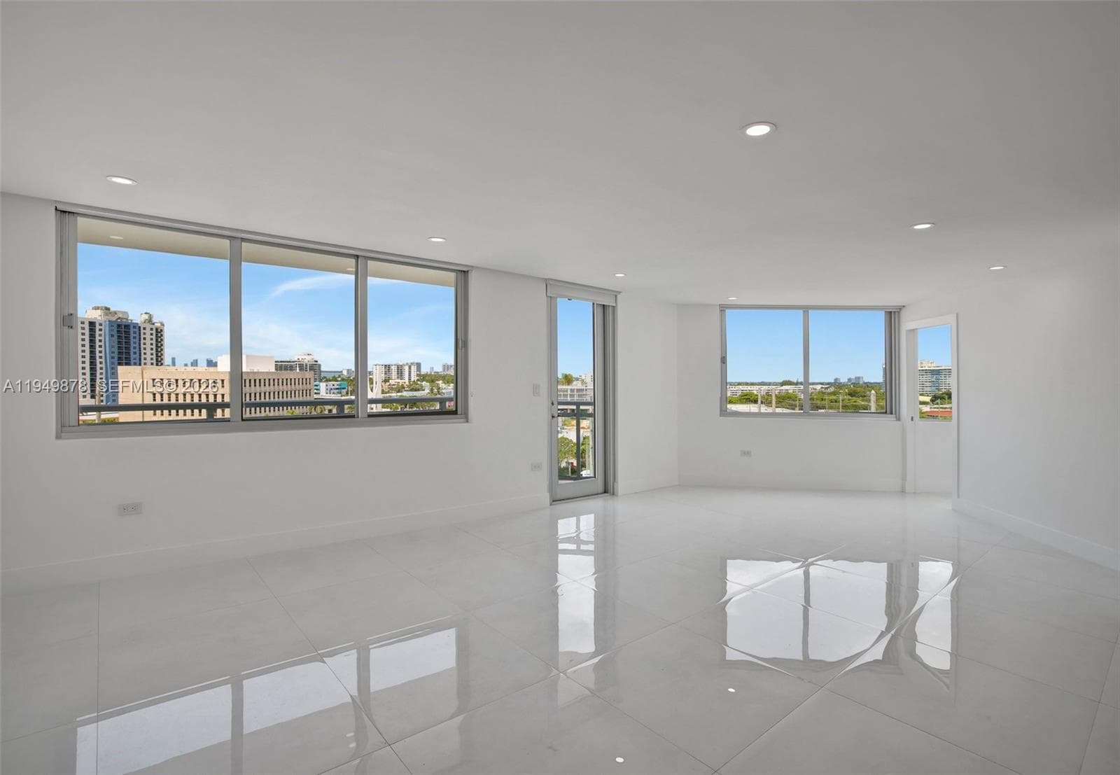 BURLEIGH HOUSE CONDO · #835 in Miami Beach - Photo 6