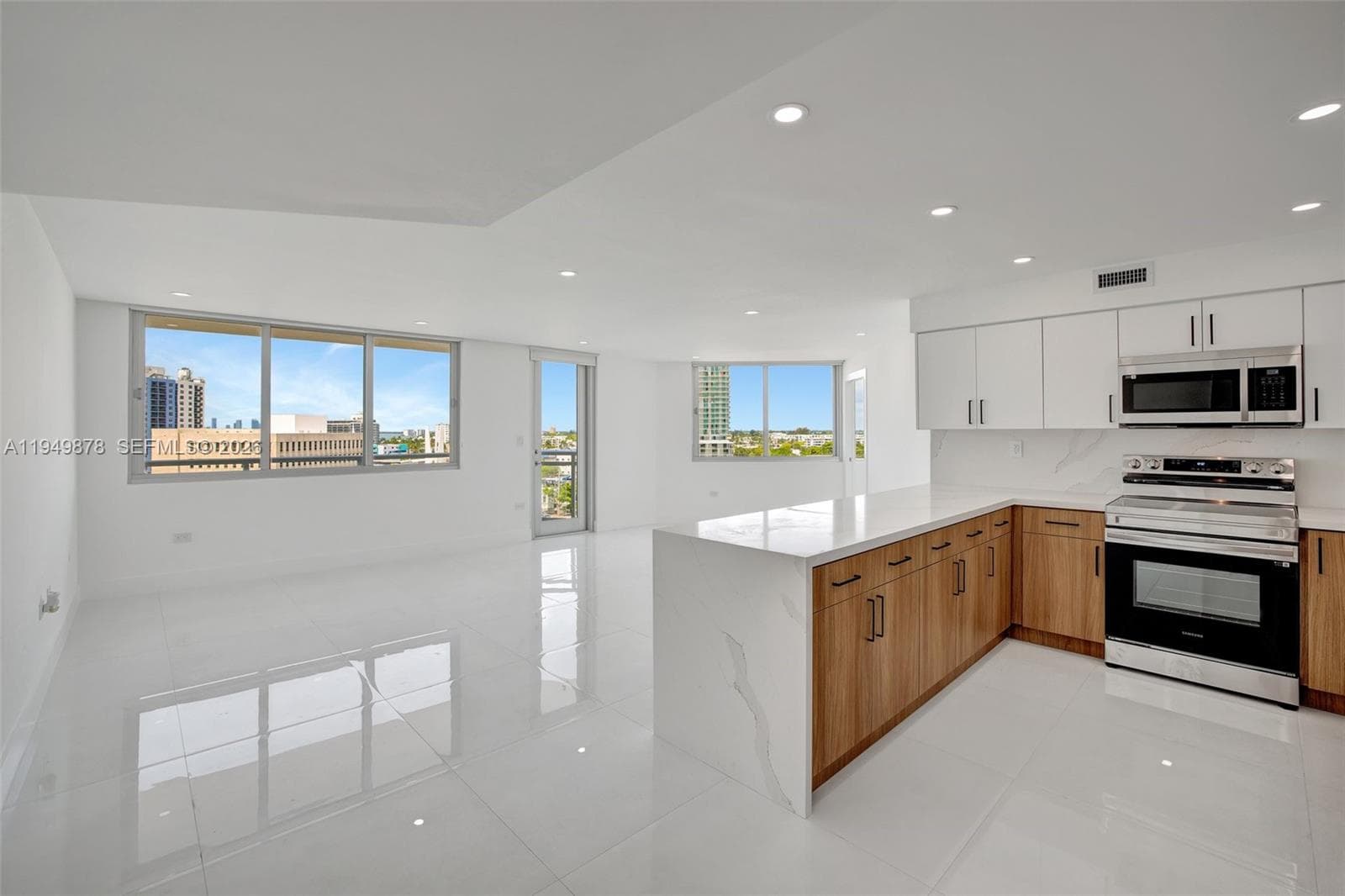 BURLEIGH HOUSE CONDO · #835 in Miami Beach - Photo 5