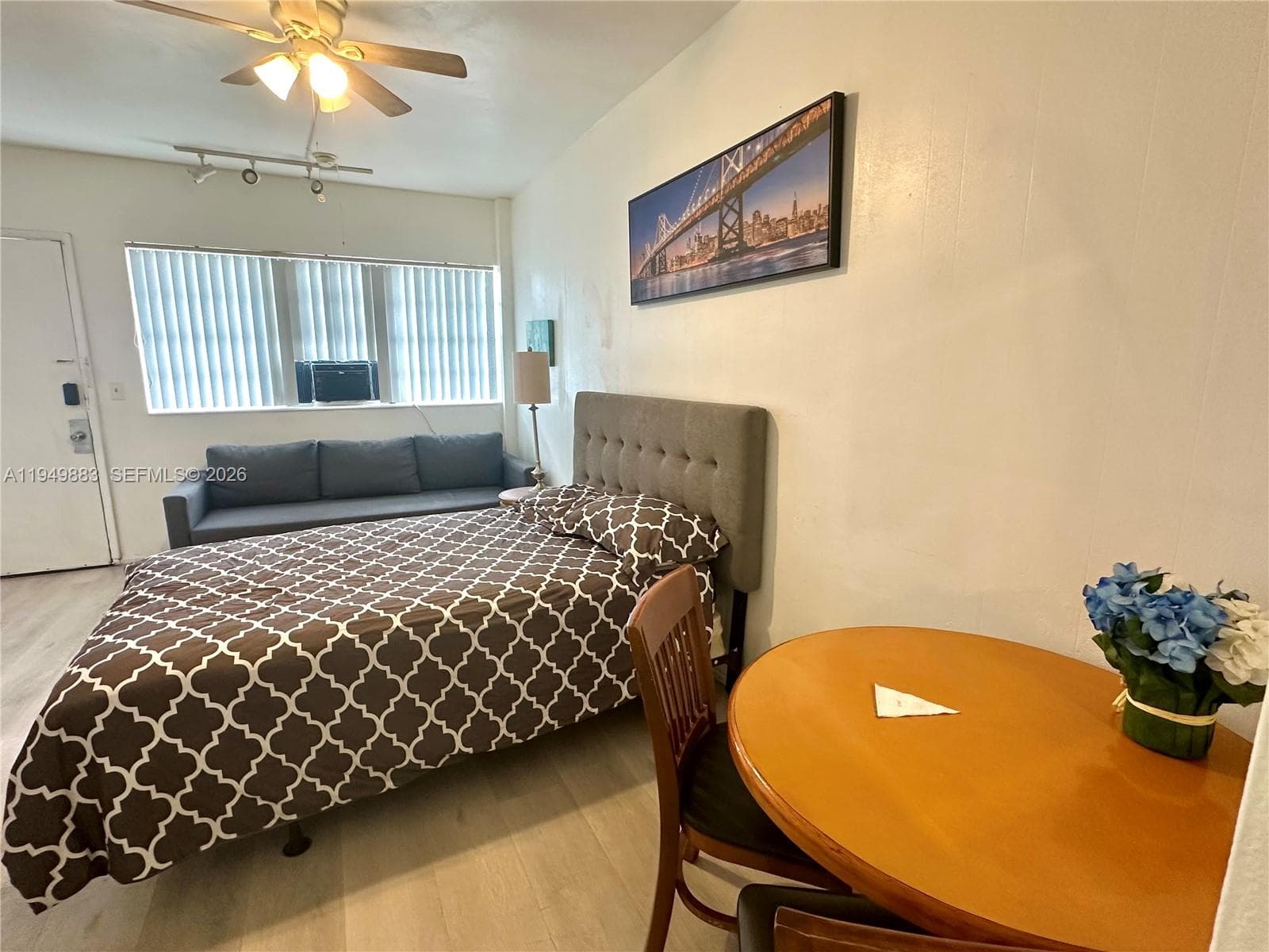 The Knigts Inn · #2263 in Hallandale Beach - Photo 13