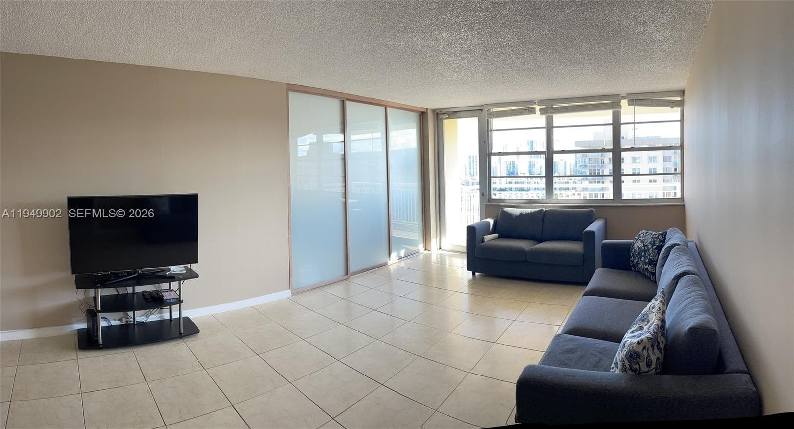 WINSTON TOWERS 200 · #2211 in Sunny Isles Beach - Photo 6