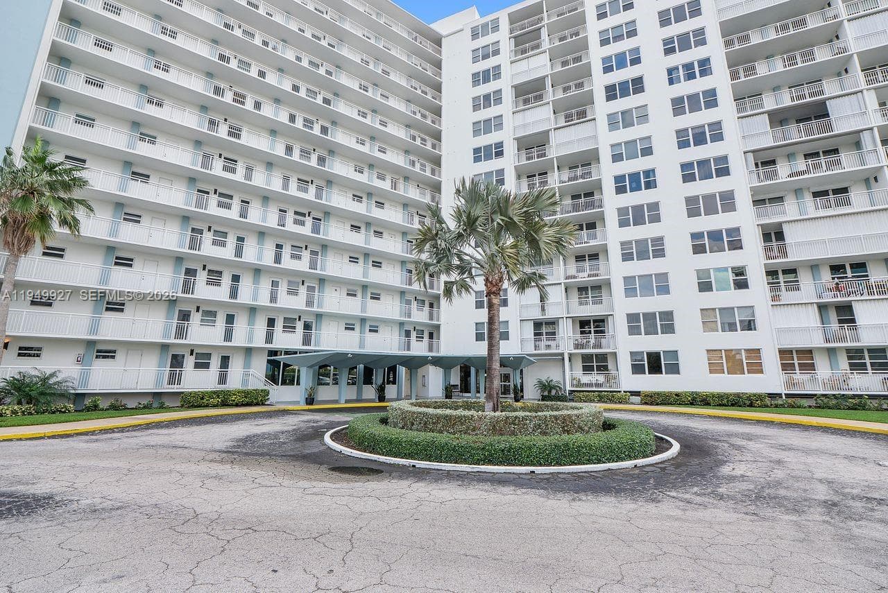 Granada House · #112 in Pompano Beach - Photo 38