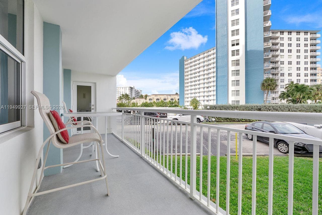 Granada House · #112 in Pompano Beach - Photo 33