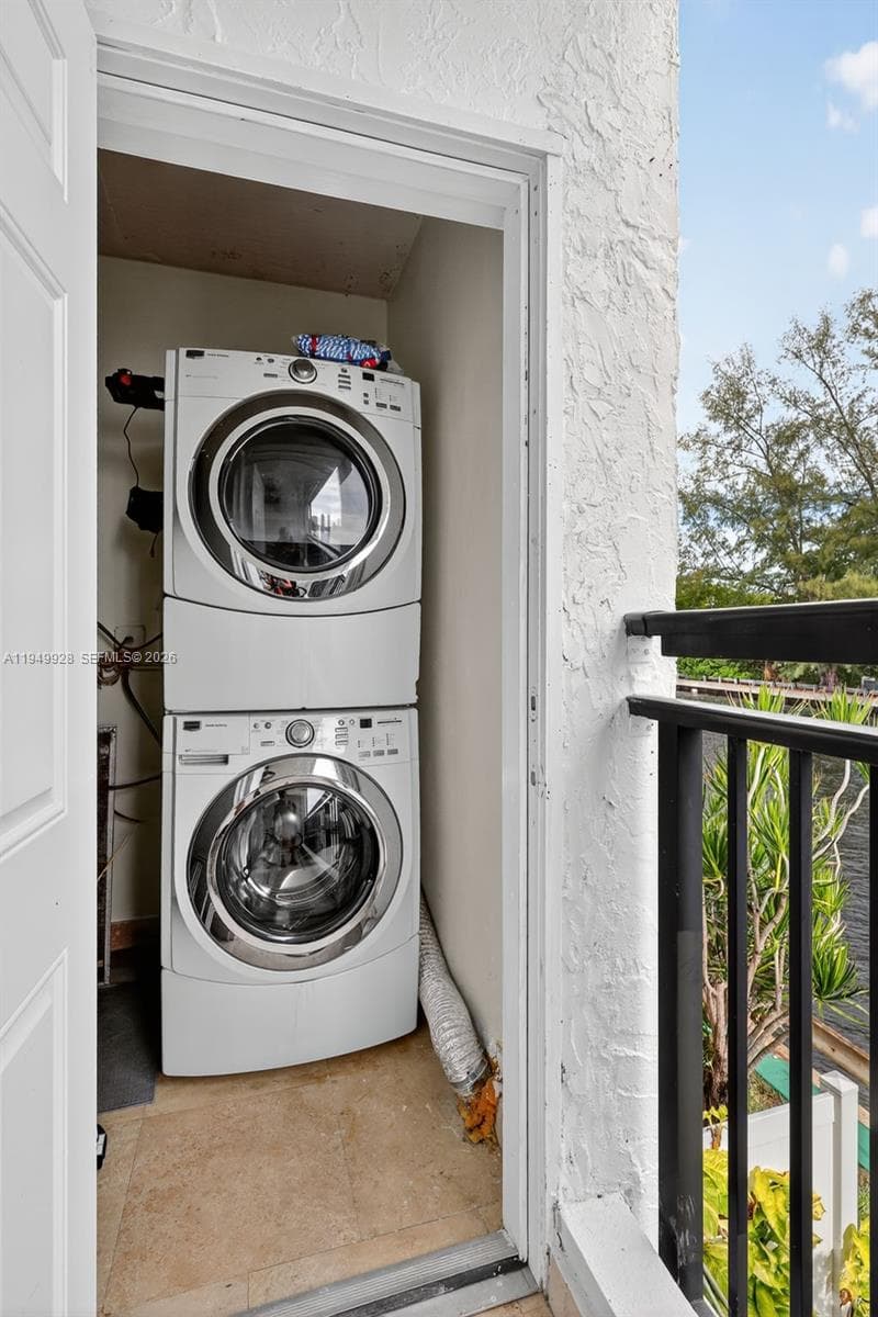 SANDPIPER CONDO · #57 in North Miami Beach - Photo 14