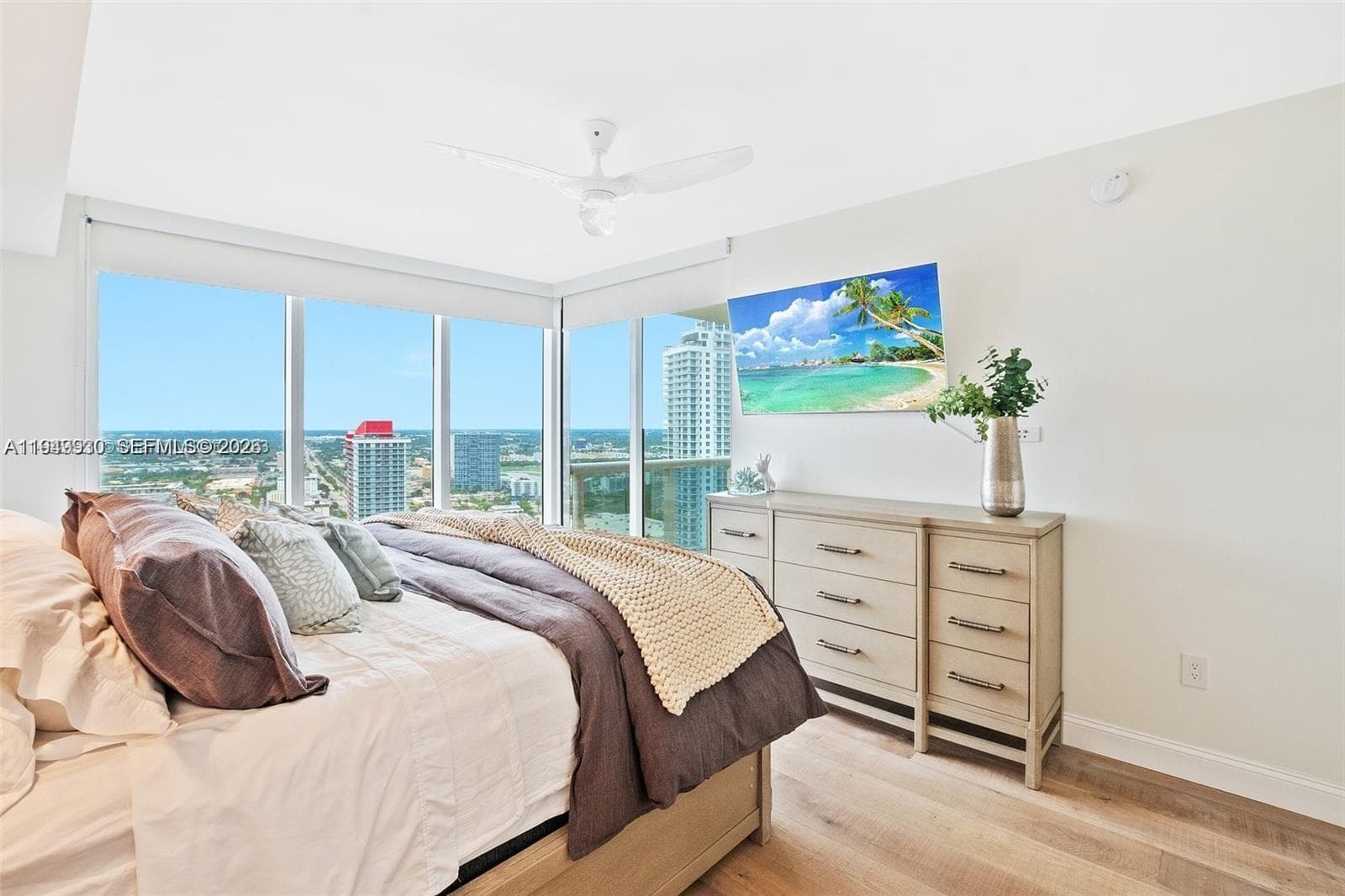 BEACH CLUB THREE CONDO · #3608 in Hallandale Beach - Photo 8