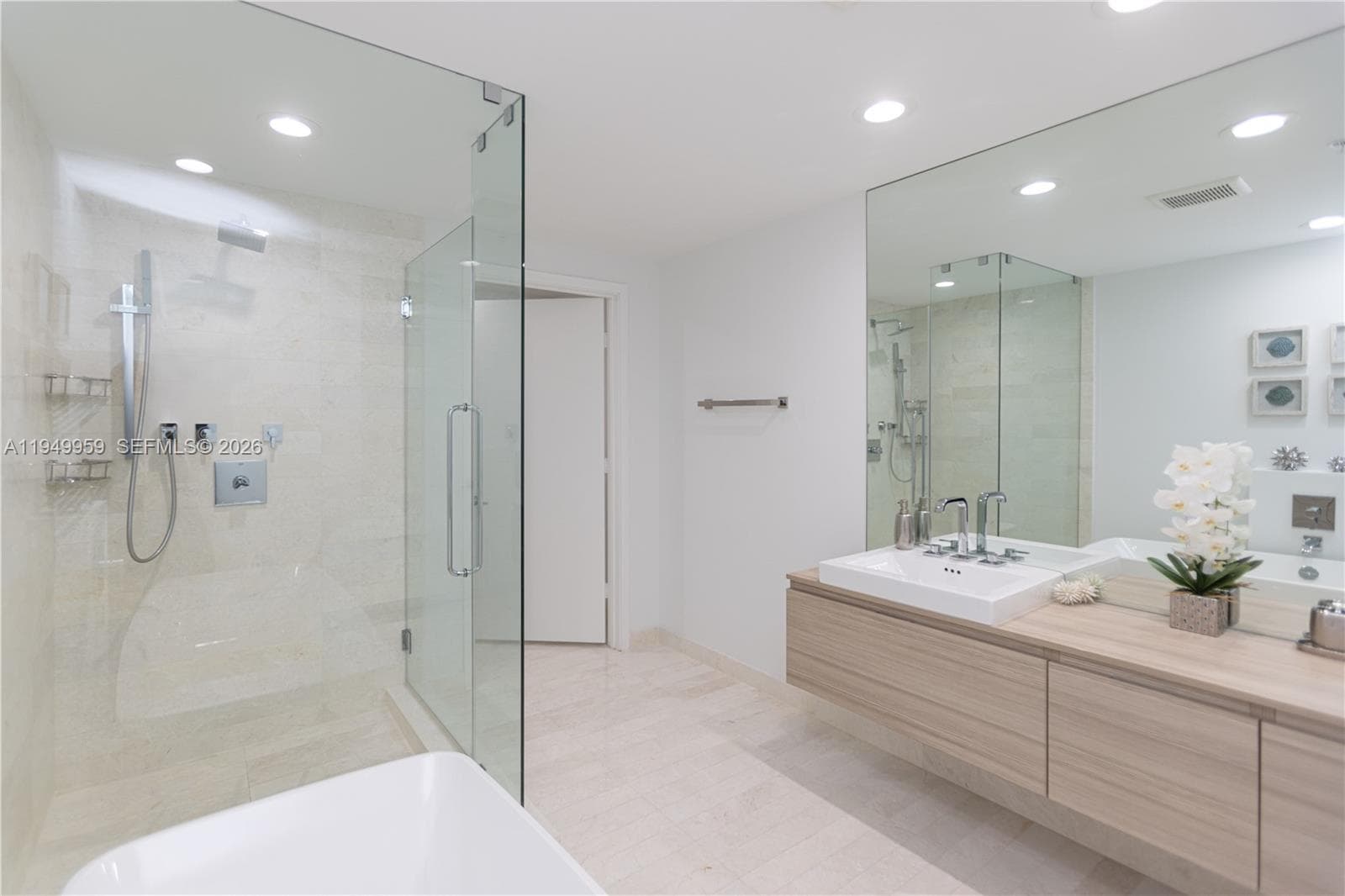 MARINA PALMS RESIDENCES S · #505 in North Miami Beach - Photo 5