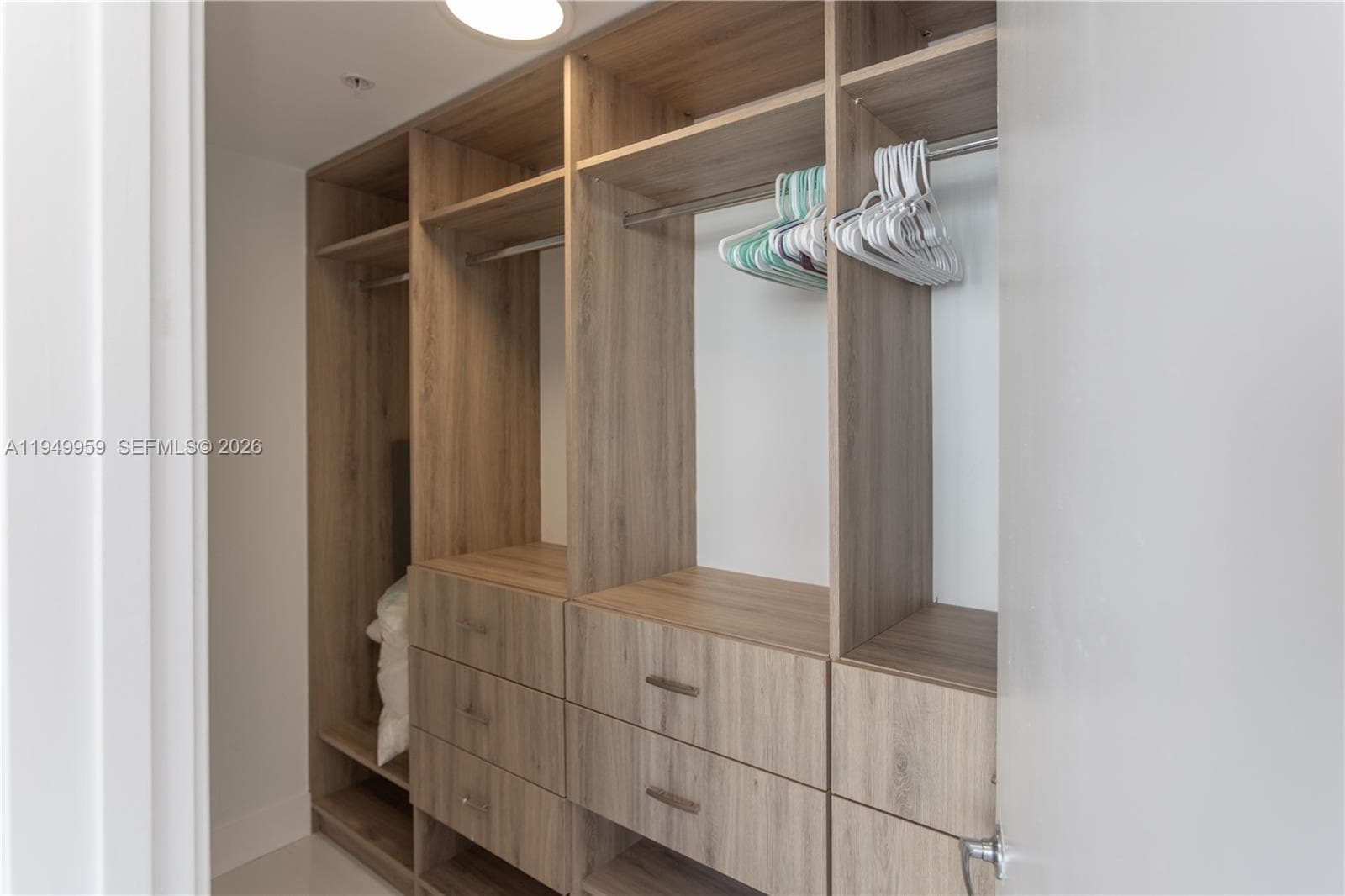 MARINA PALMS RESIDENCES S · #505 in North Miami Beach - Photo 11